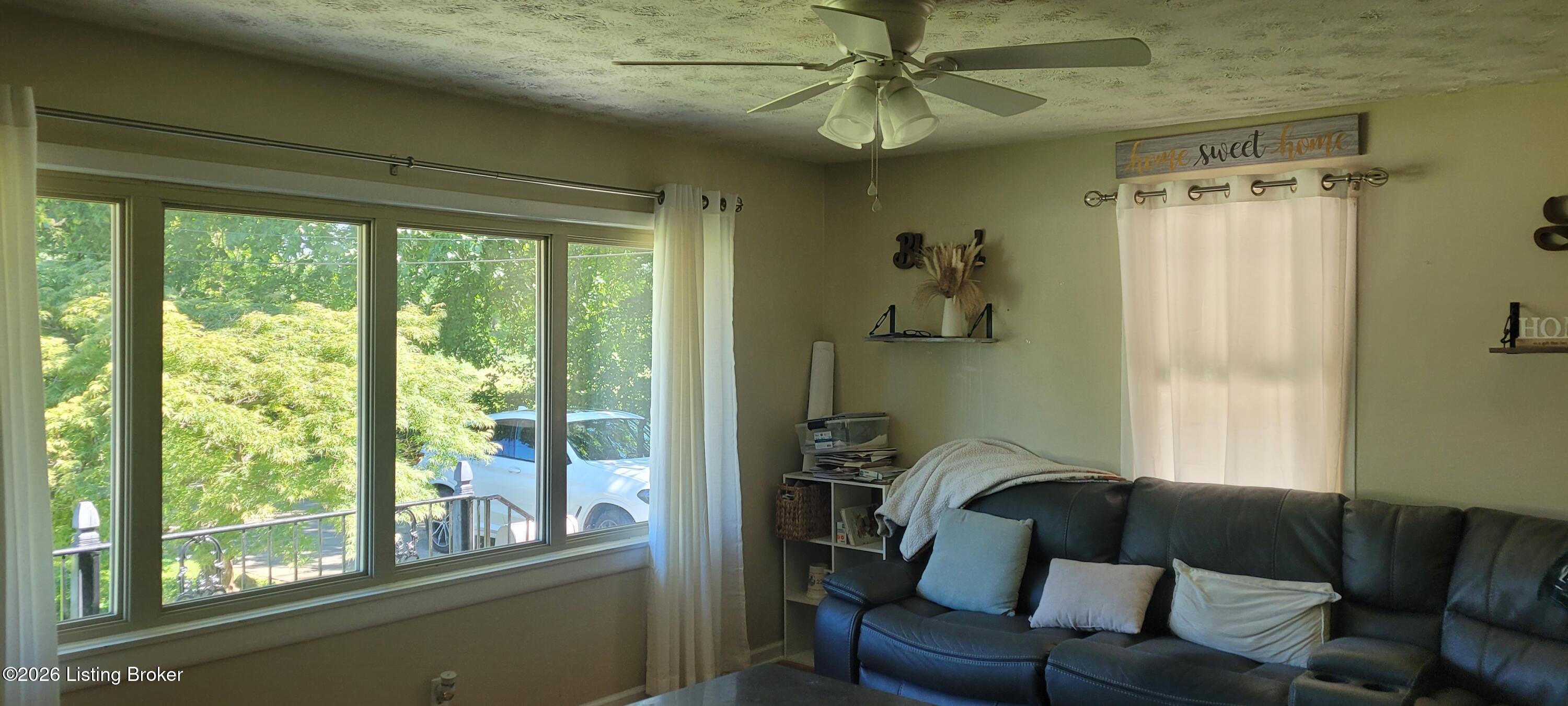 1858 Lynn Lea Rd Property Photo 5