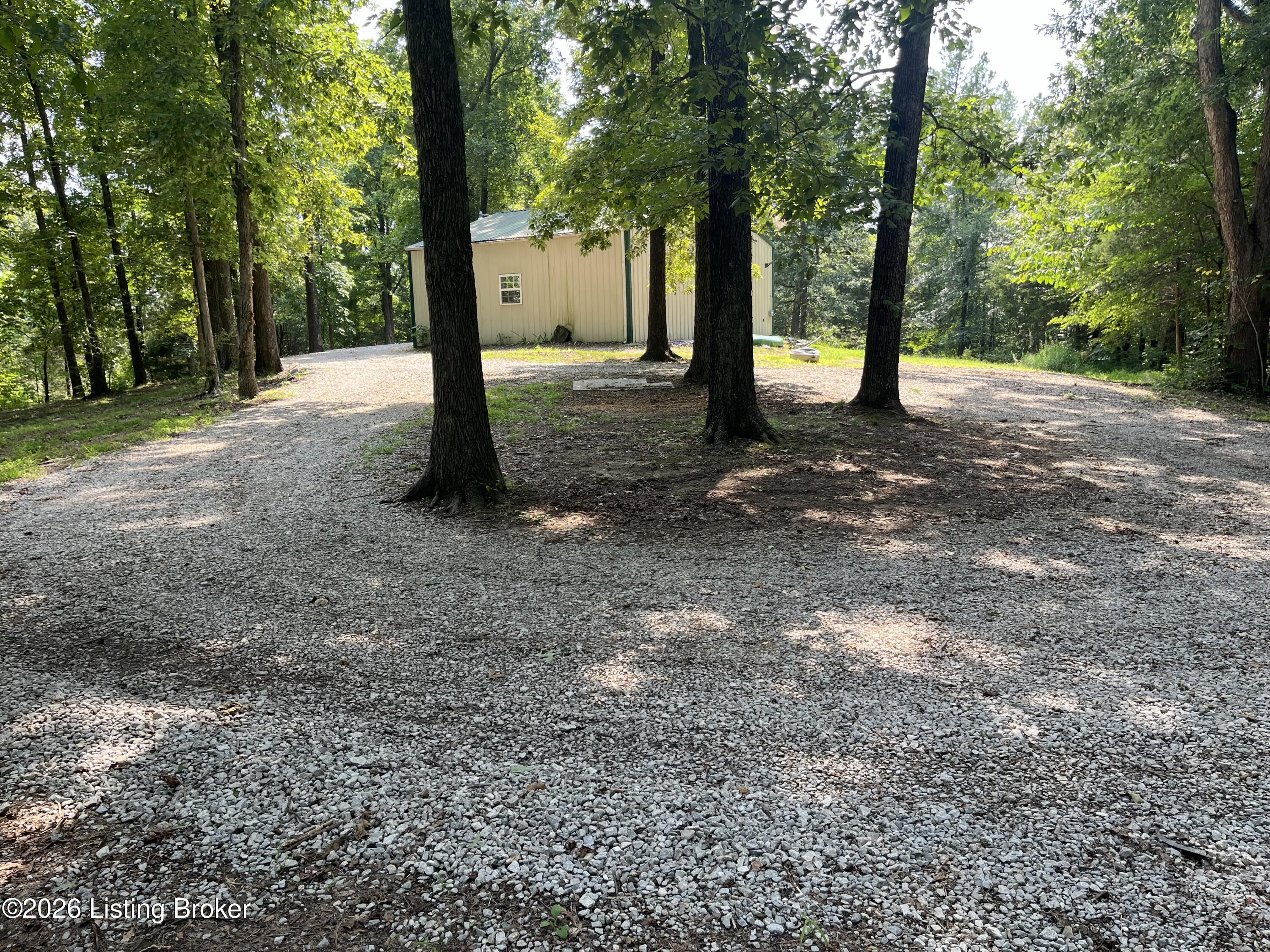 284 Newton Ln Property Photo 28