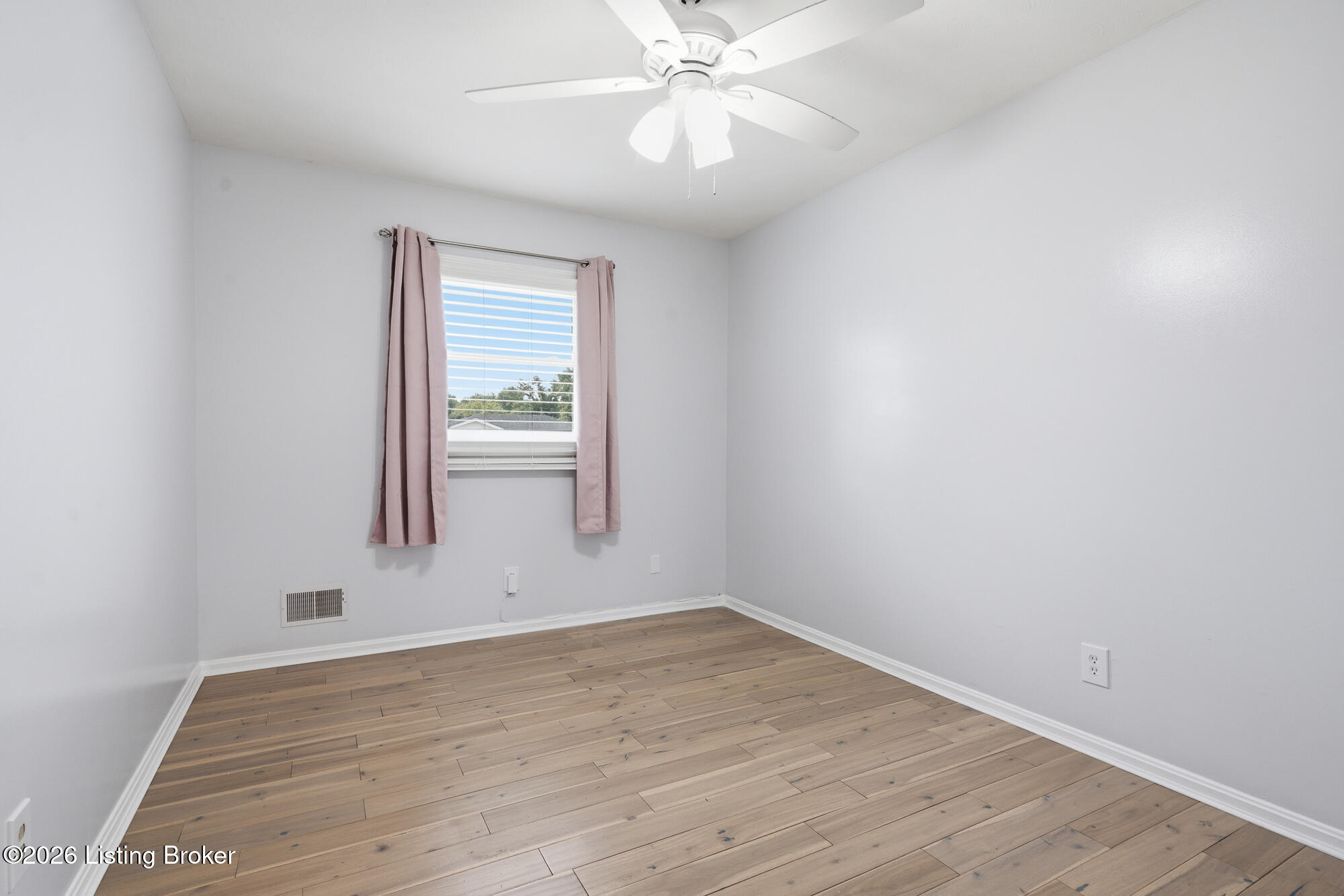 3511 Pineland Dr Property Photo 15