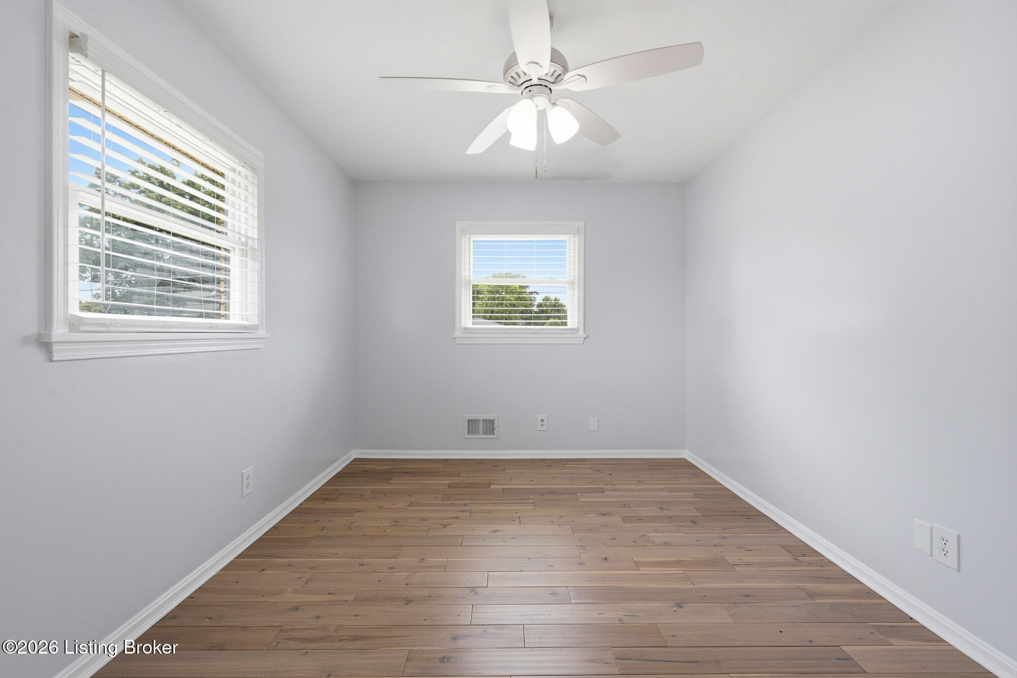 3511 Pineland Dr Property Photo 16