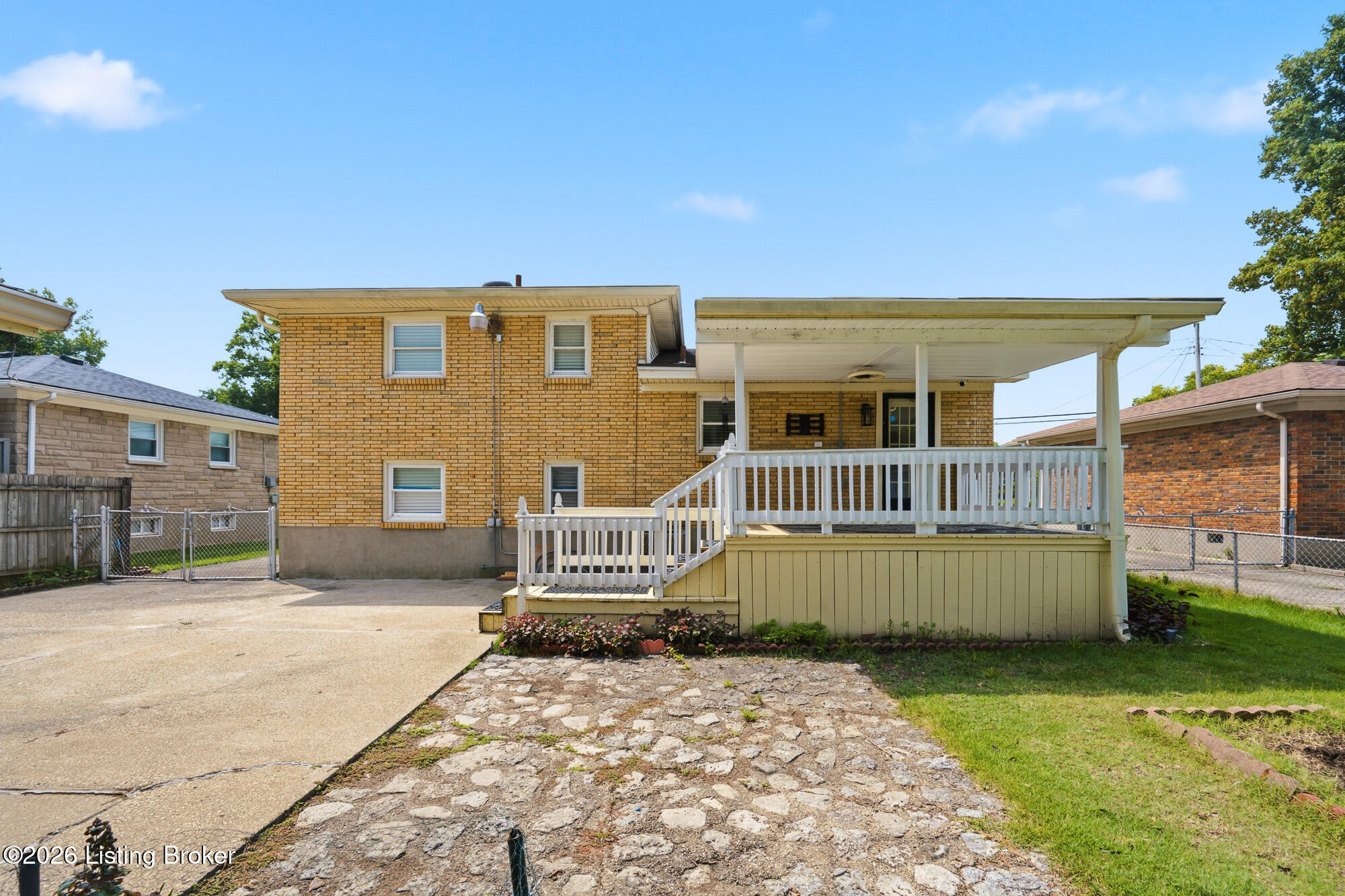 3511 Pineland Dr Property Photo 28