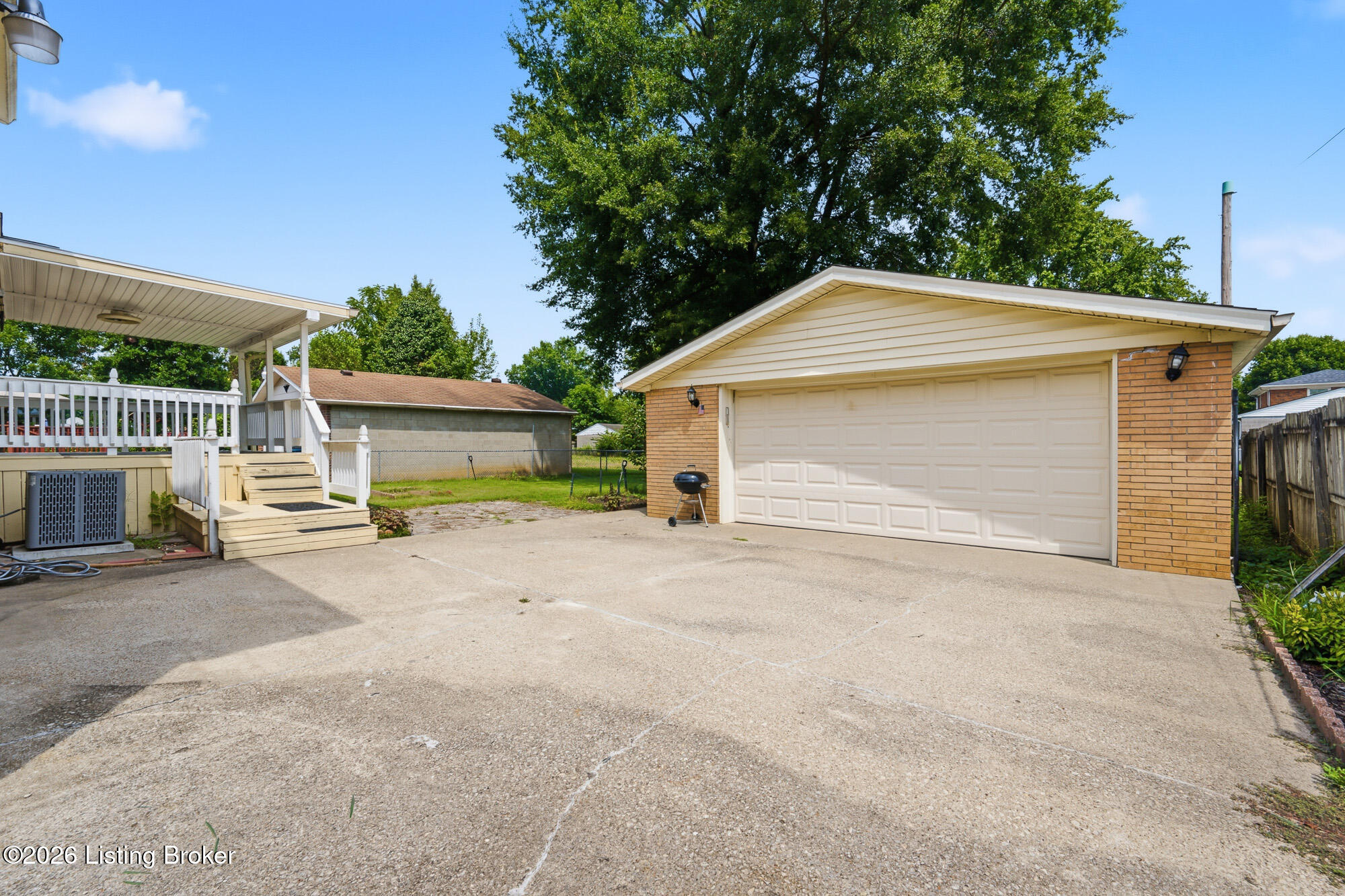 3511 Pineland Dr Property Photo 31