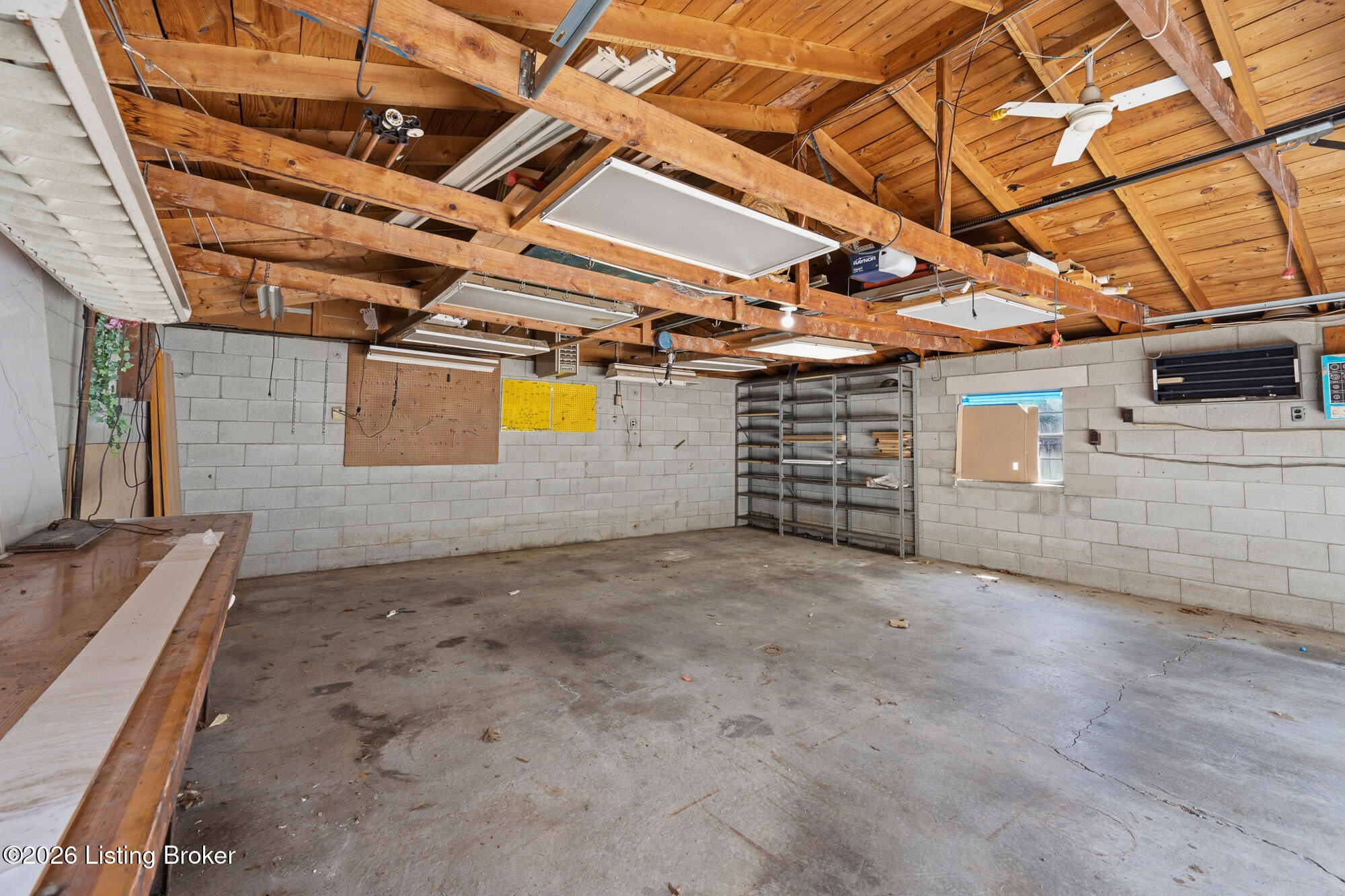 3511 Pineland Dr Property Photo 32