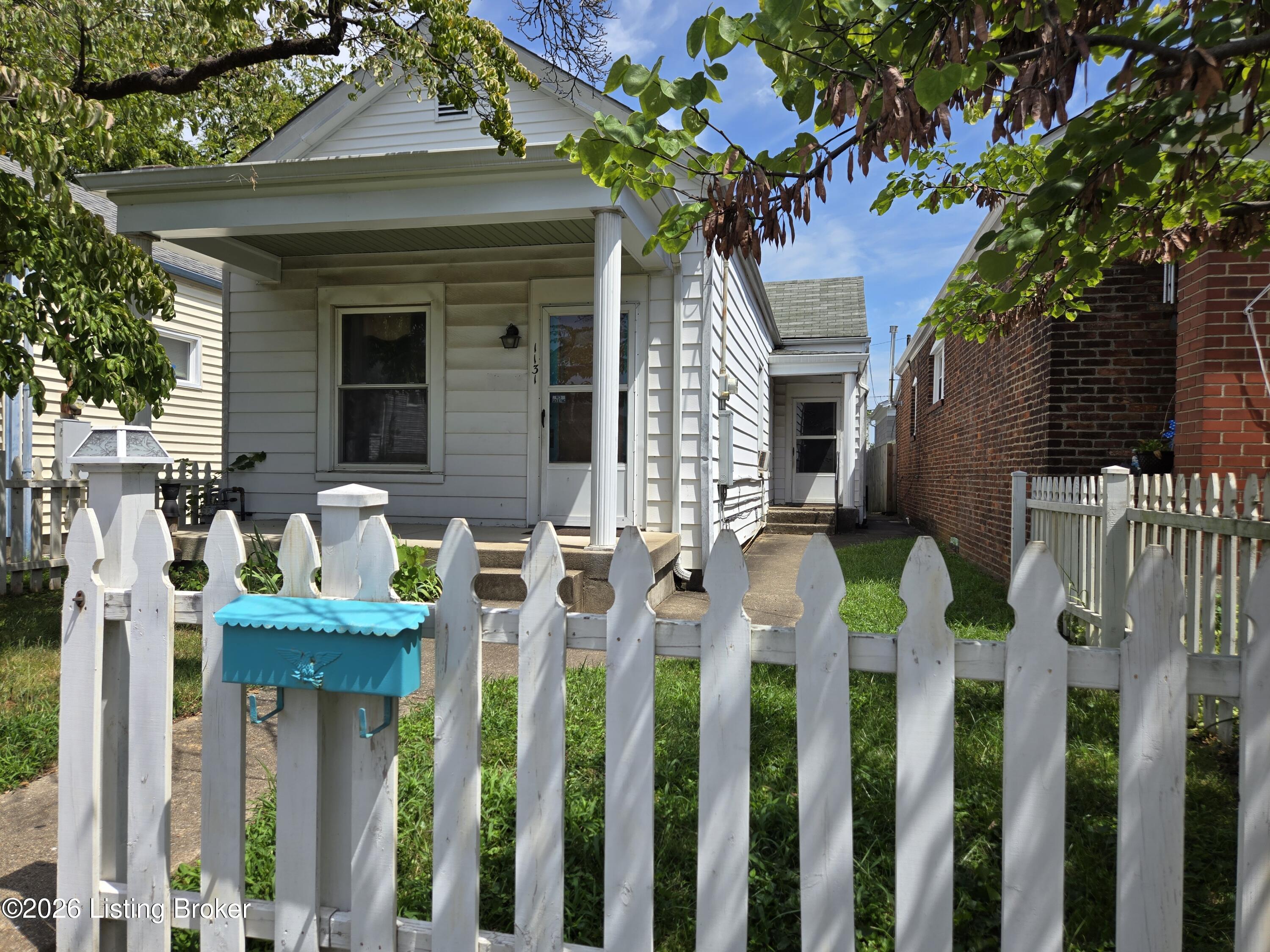 1131 Rammers Ave Property Photo 1