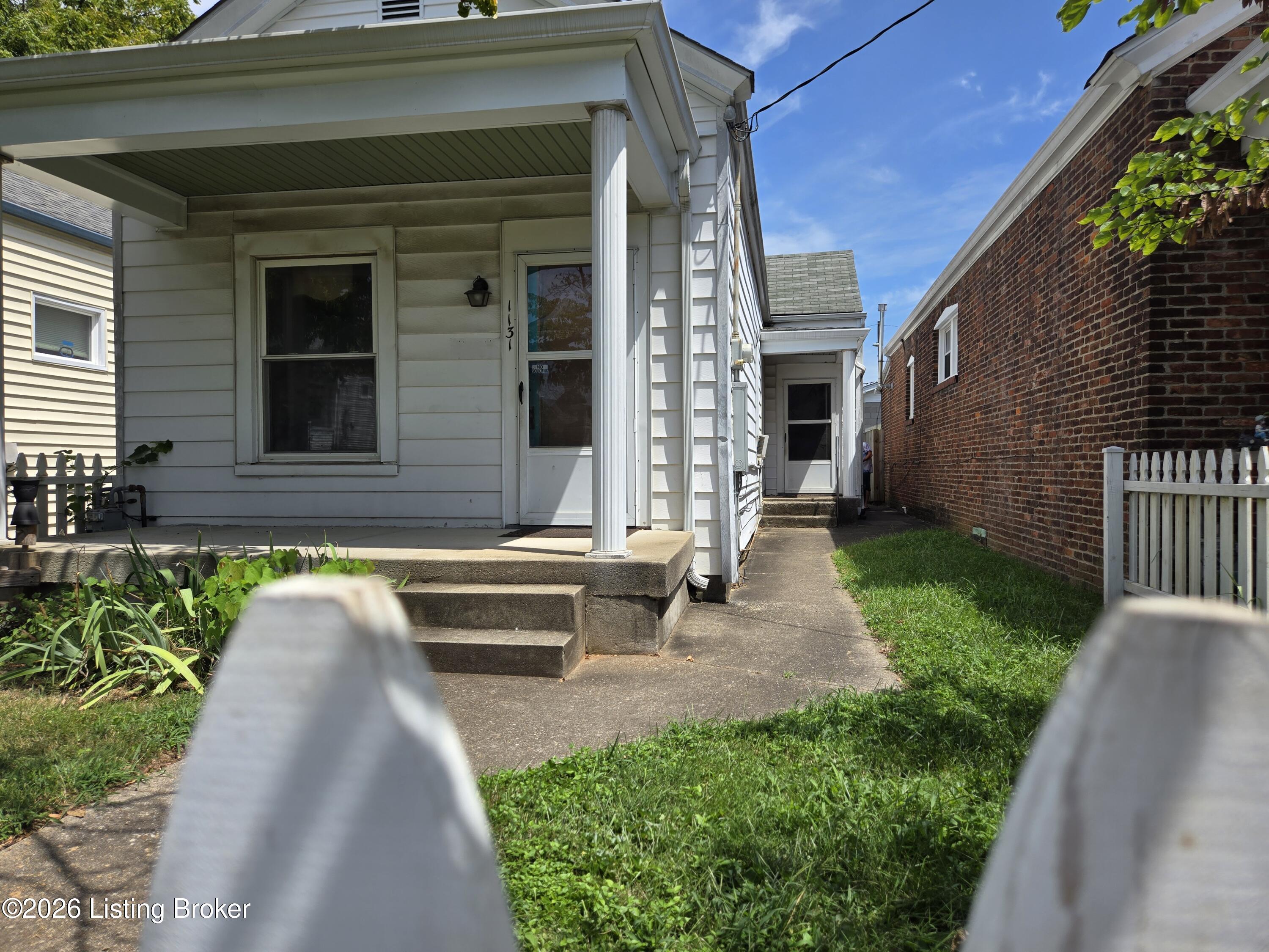 1131 Rammers Ave Property Photo 5