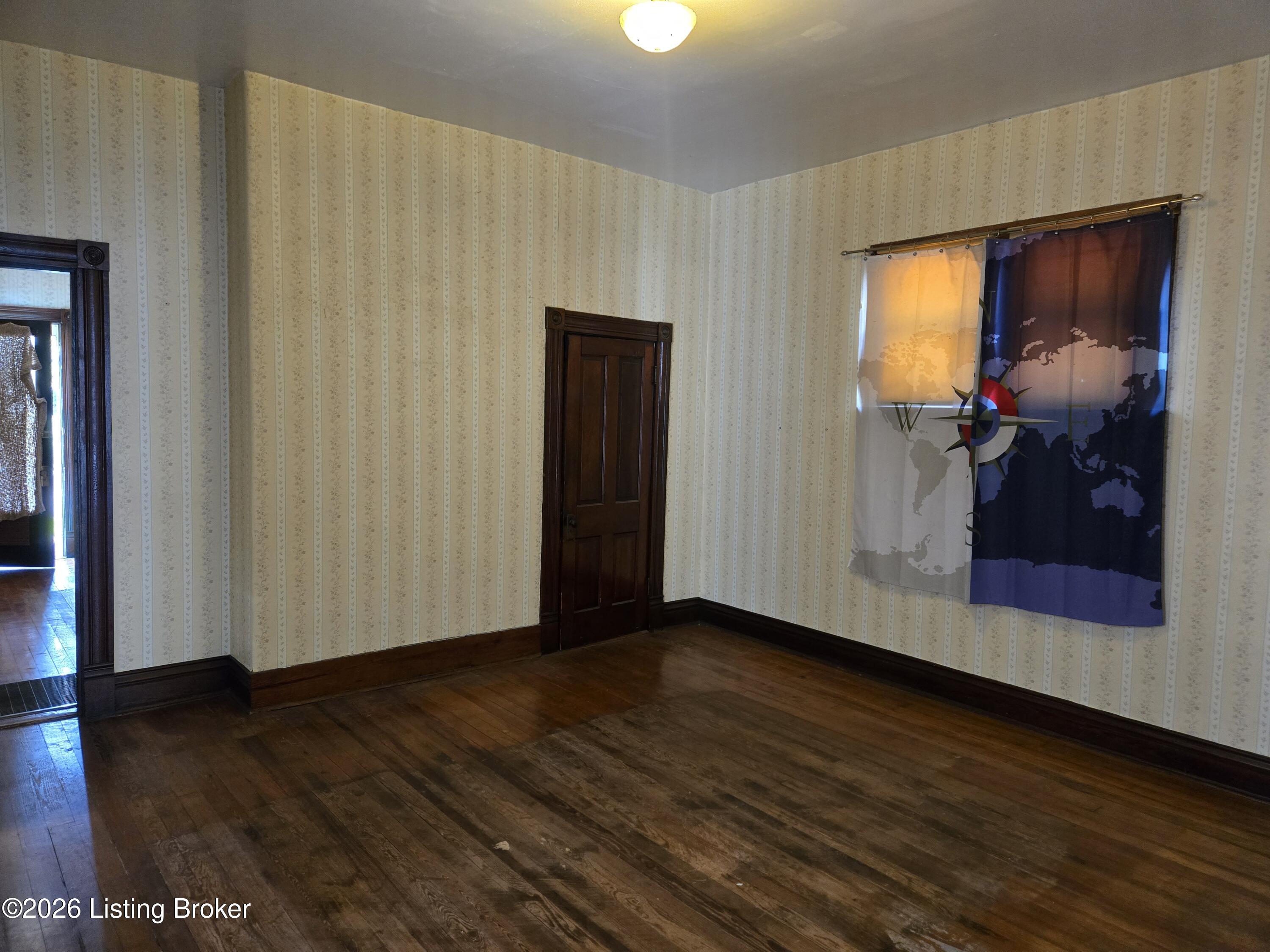 1131 Rammers Ave Property Photo 11