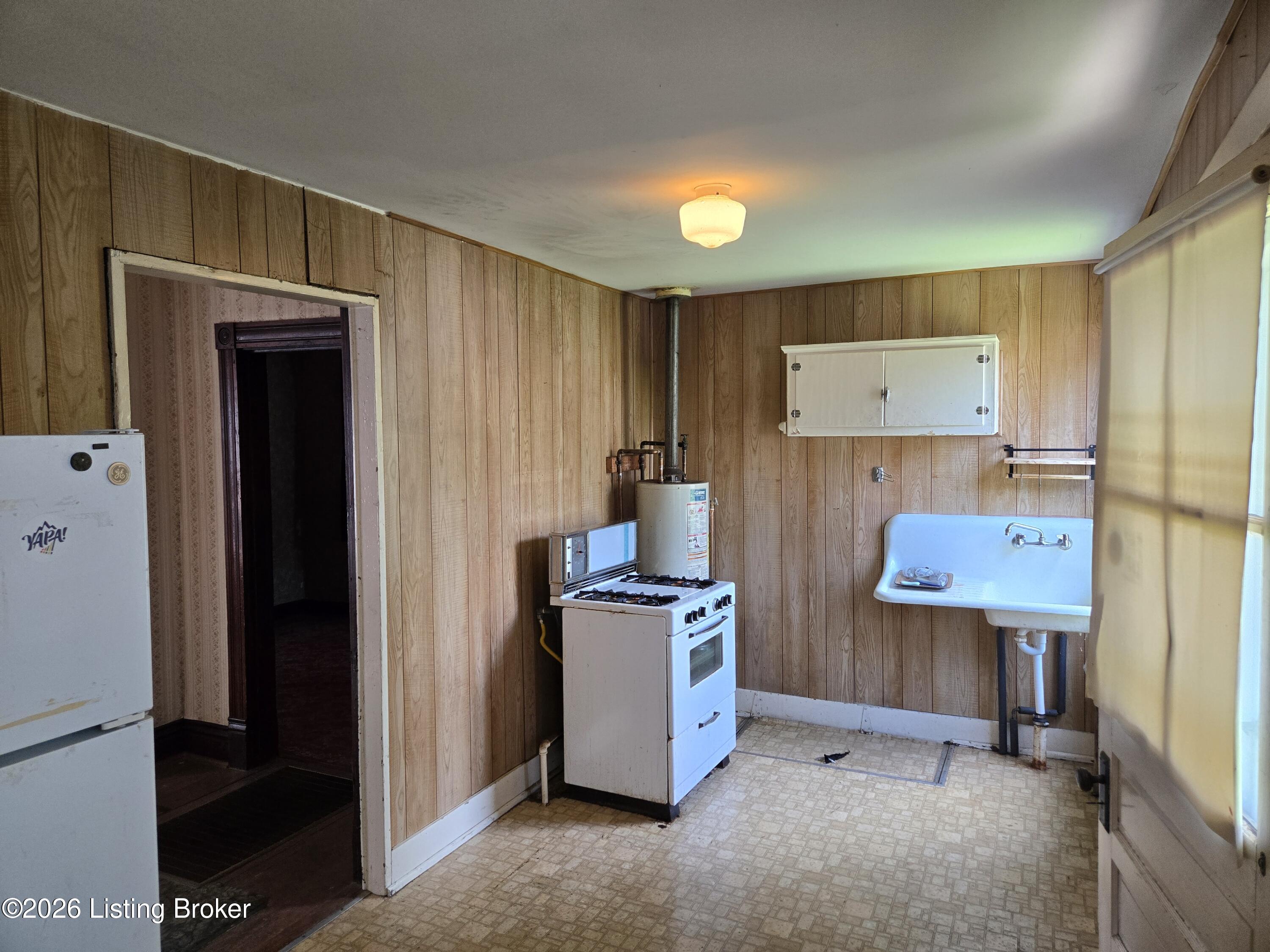 1131 Rammers Ave Property Photo 17