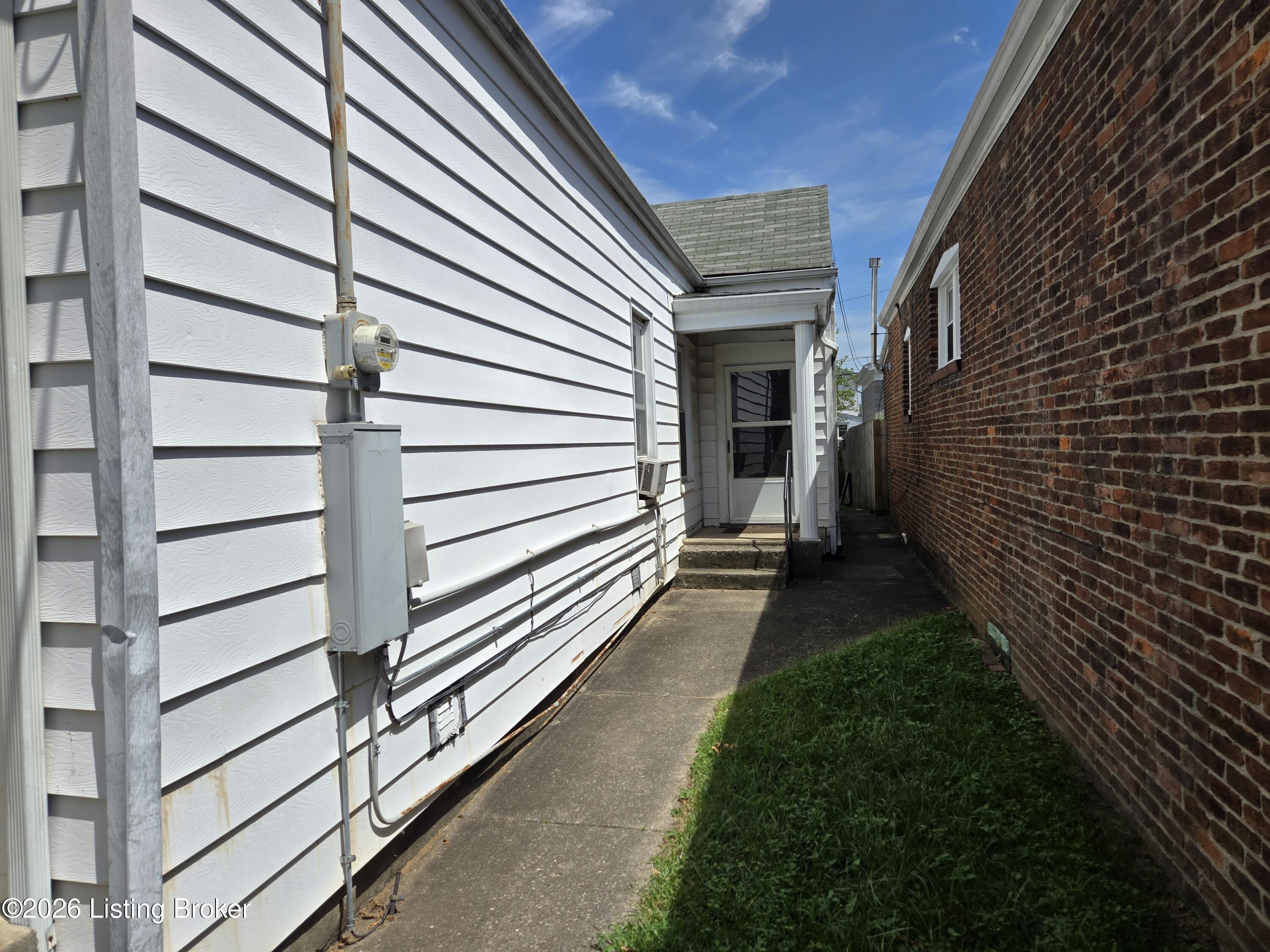 1131 Rammers Ave Property Photo 21
