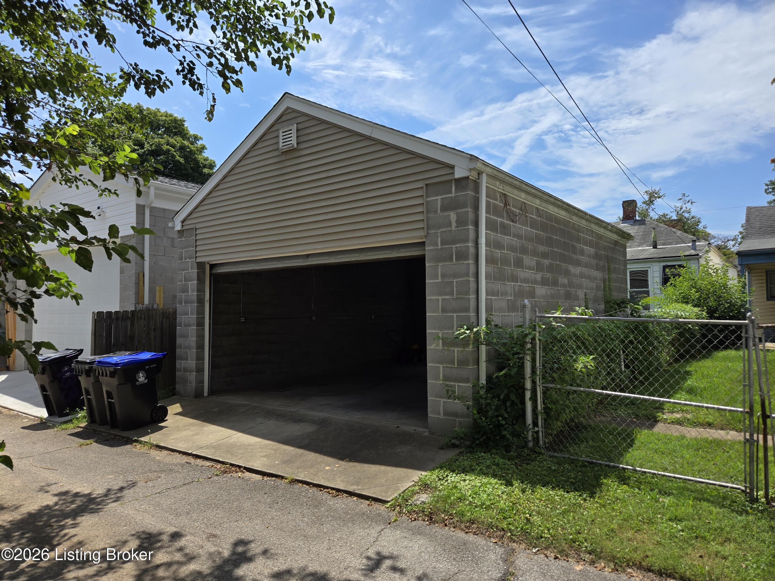 1131 Rammers Ave Property Photo 26