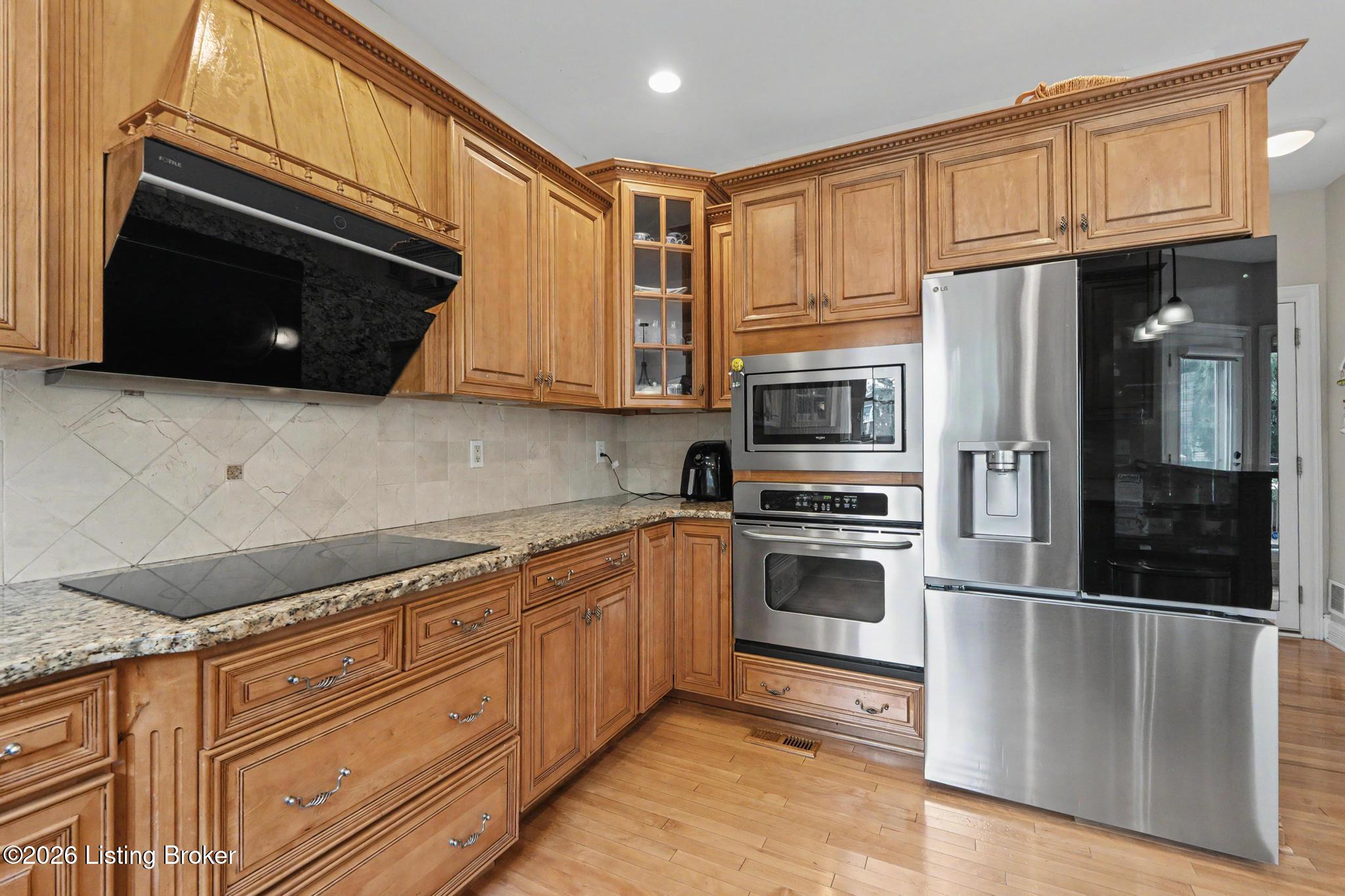 8803 Summit Ridge Dr Property Photo 25
