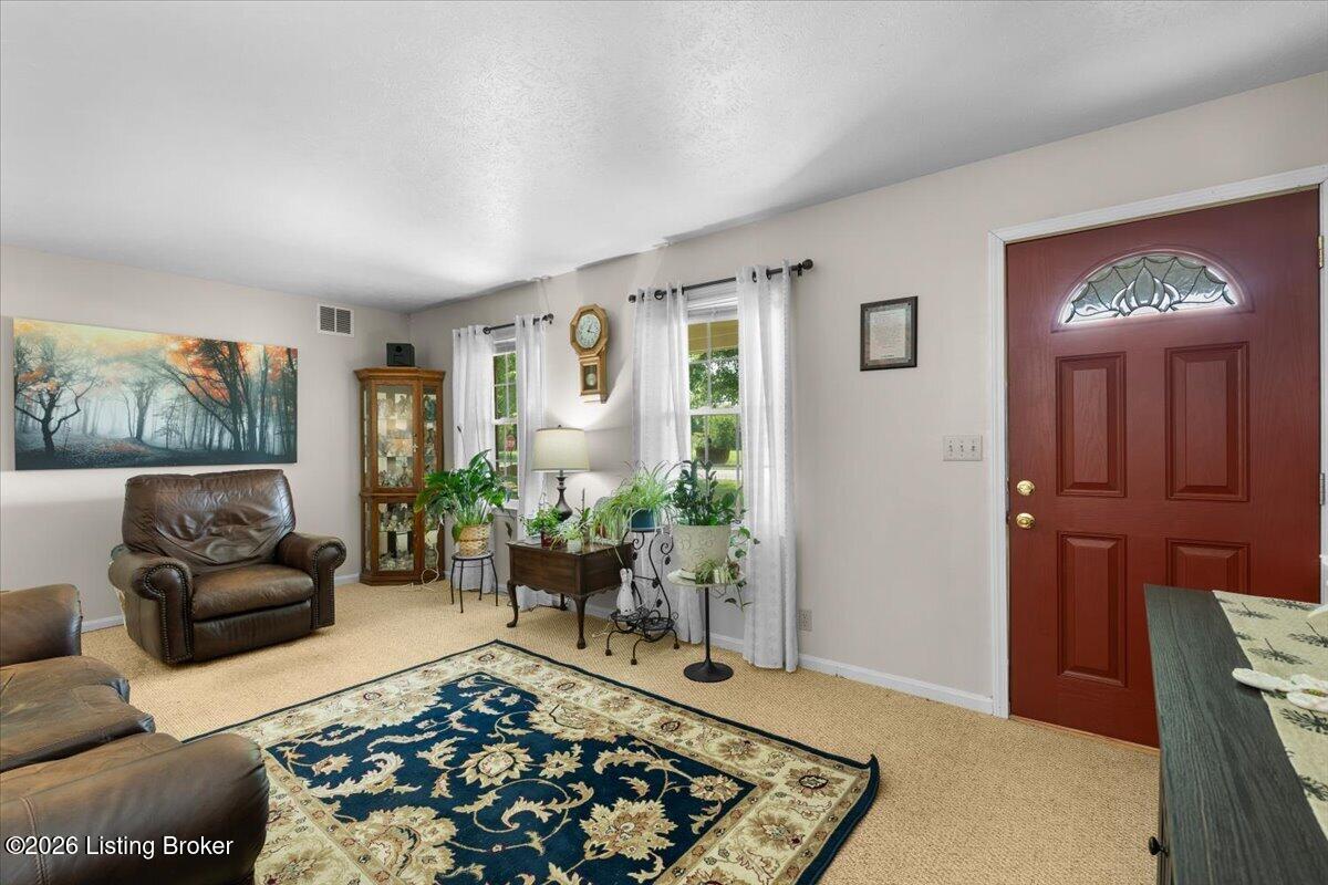 4825 Louisville Rd Property Photo 15