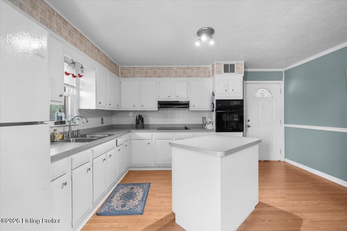 4825 Louisville Rd Property Photo 17