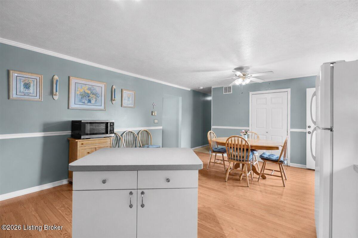 4825 Louisville Rd Property Photo 23