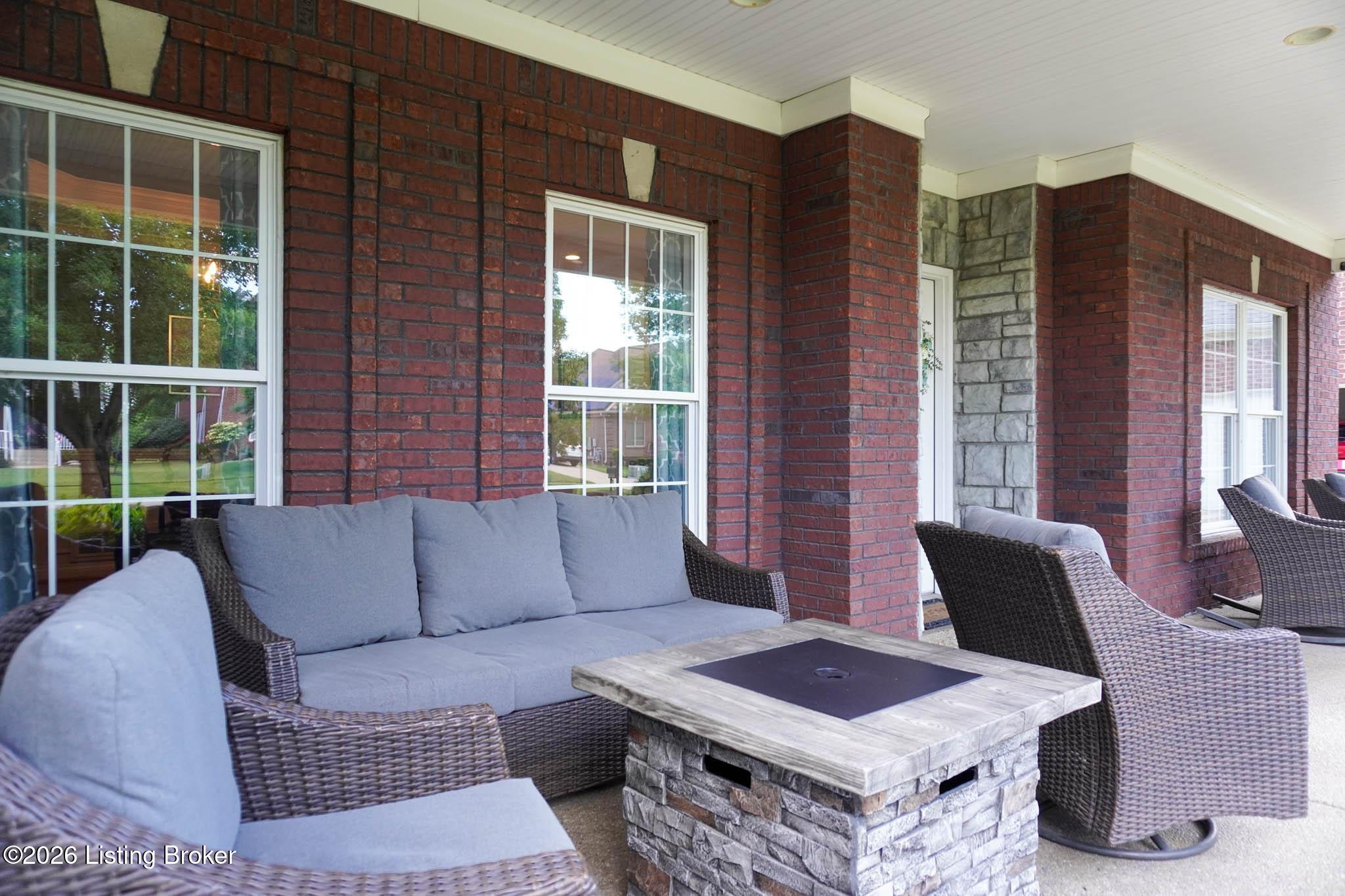 6608 Eastwind Way Property Photo 31