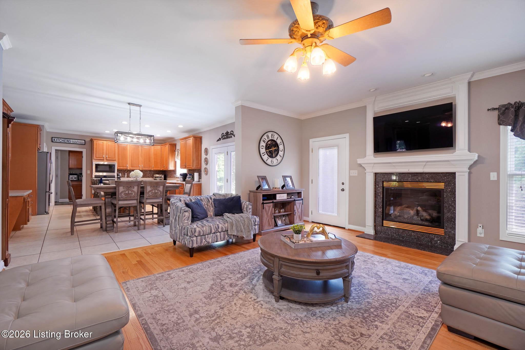 6608 Eastwind Way Property Photo 36