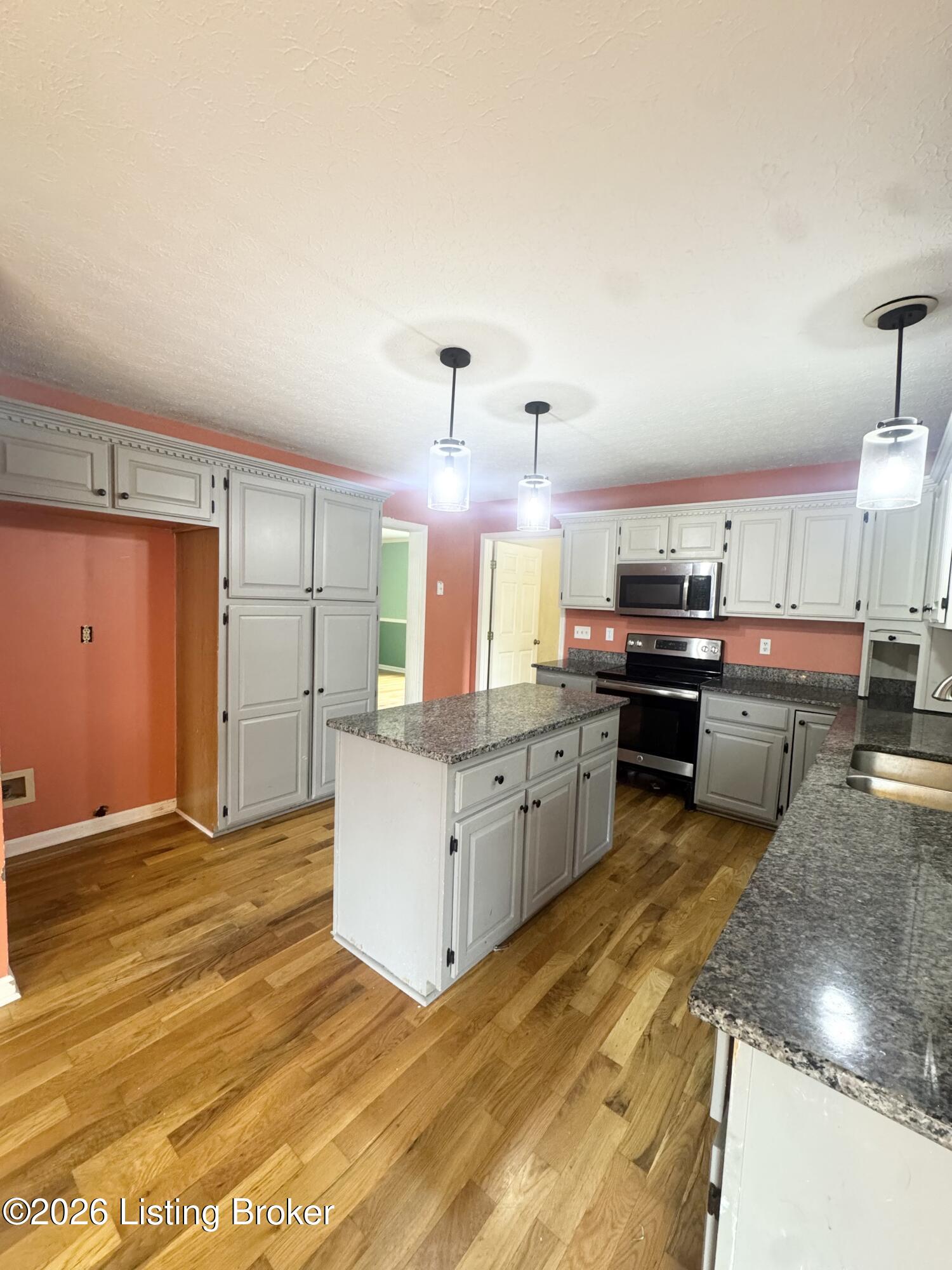 6455 New Hope Rd Property Photo 11