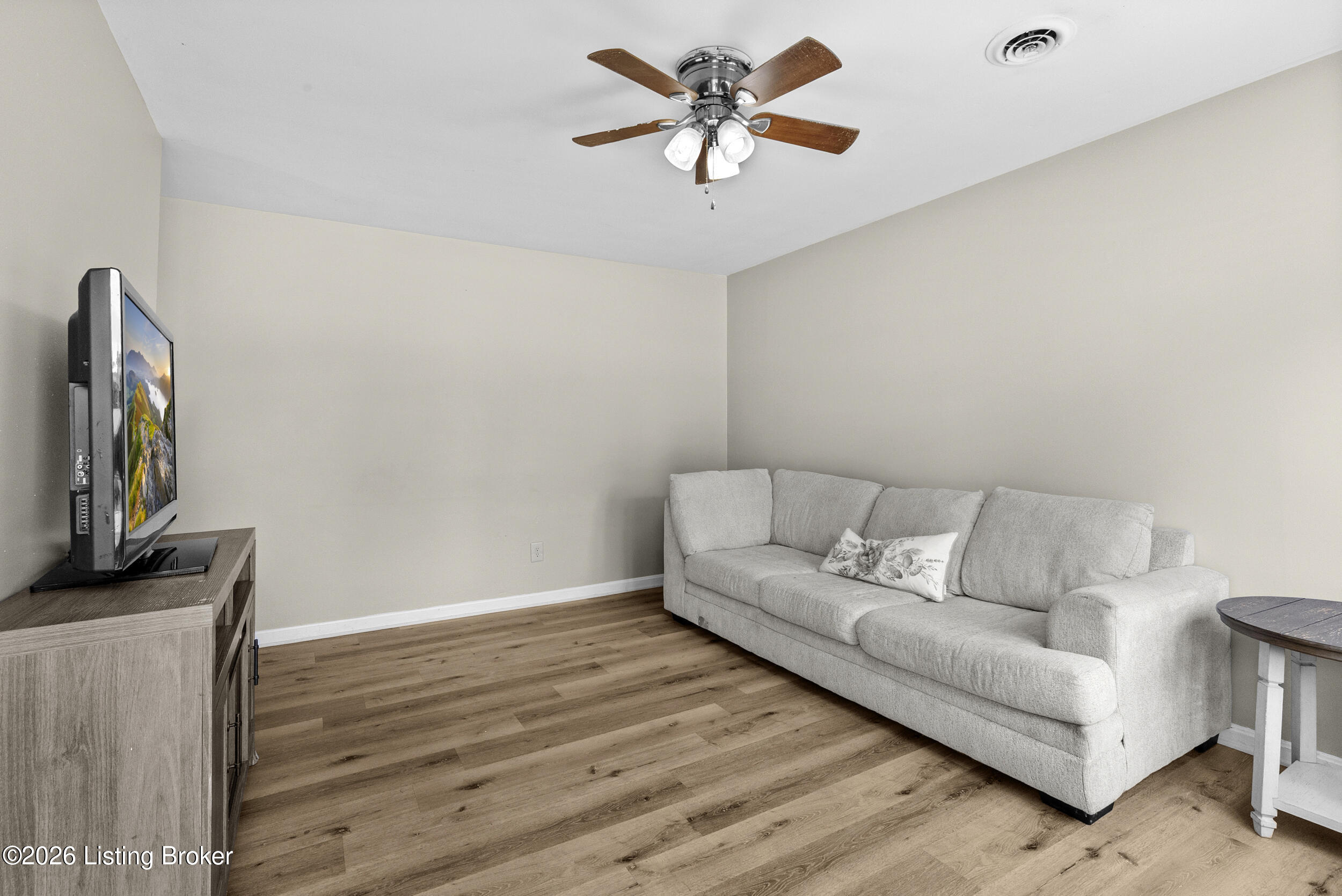10612 Charlene Dr Property Photo 6