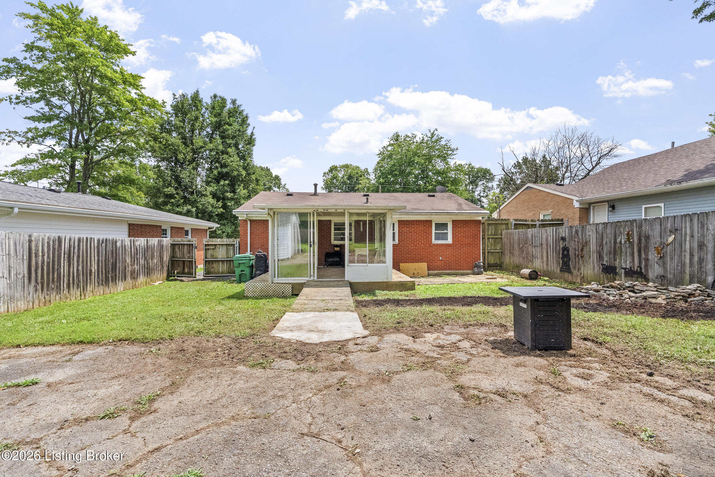 10612 Charlene Dr Property Photo 28