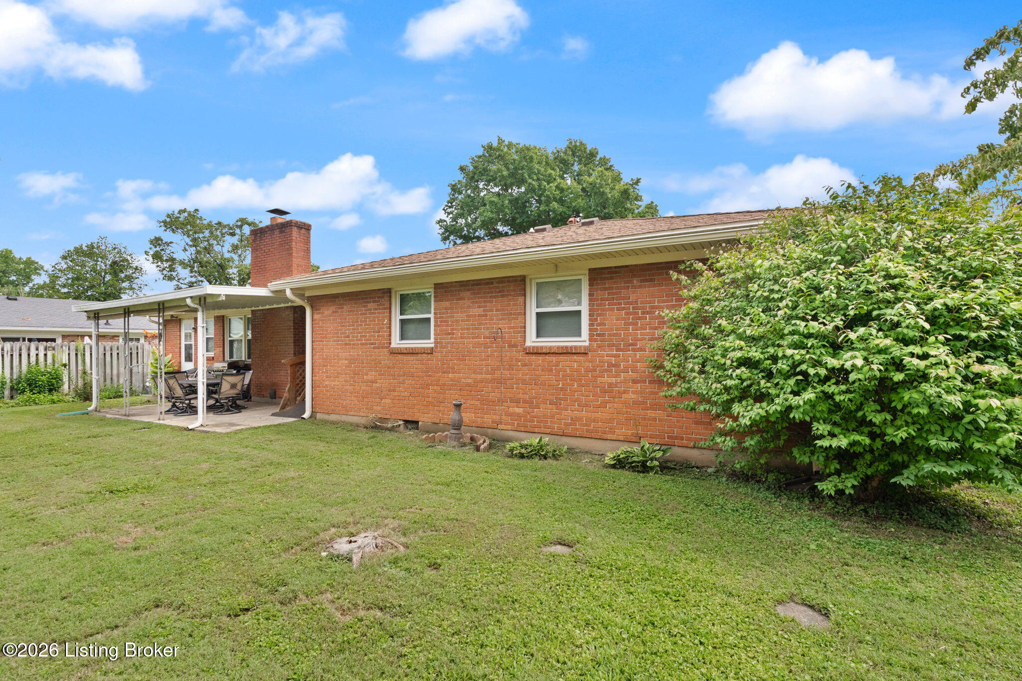6502 Hollow Tree Rd Property Photo 5