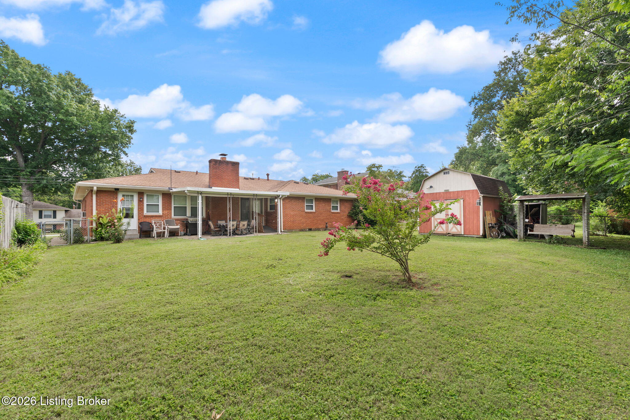6502 Hollow Tree Rd Property Photo 8