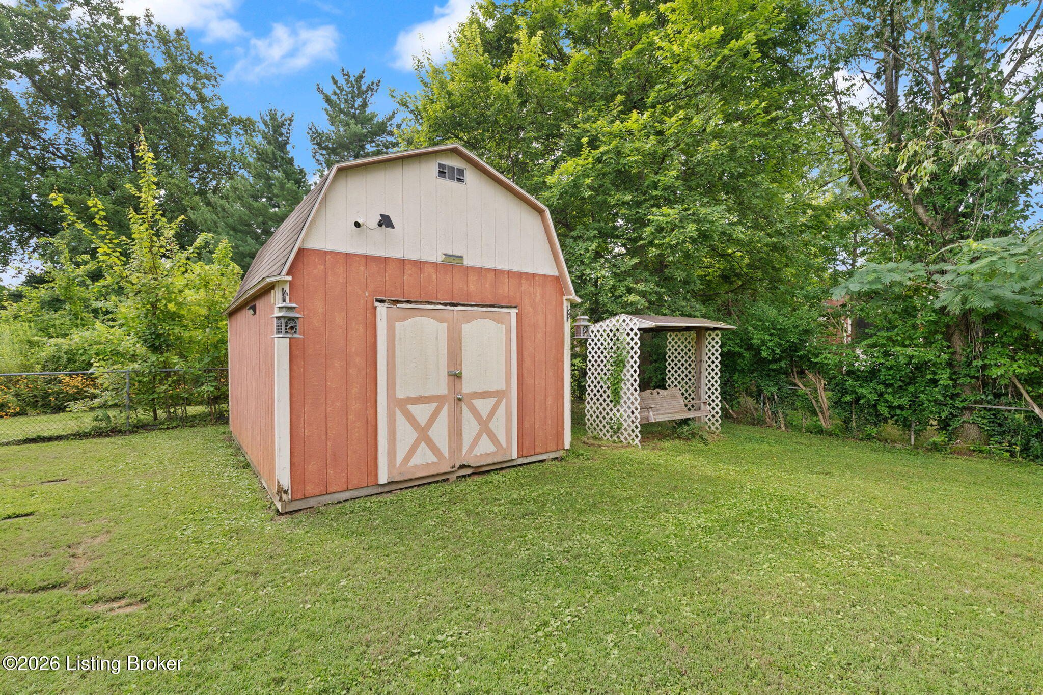 6502 Hollow Tree Rd Property Photo 9