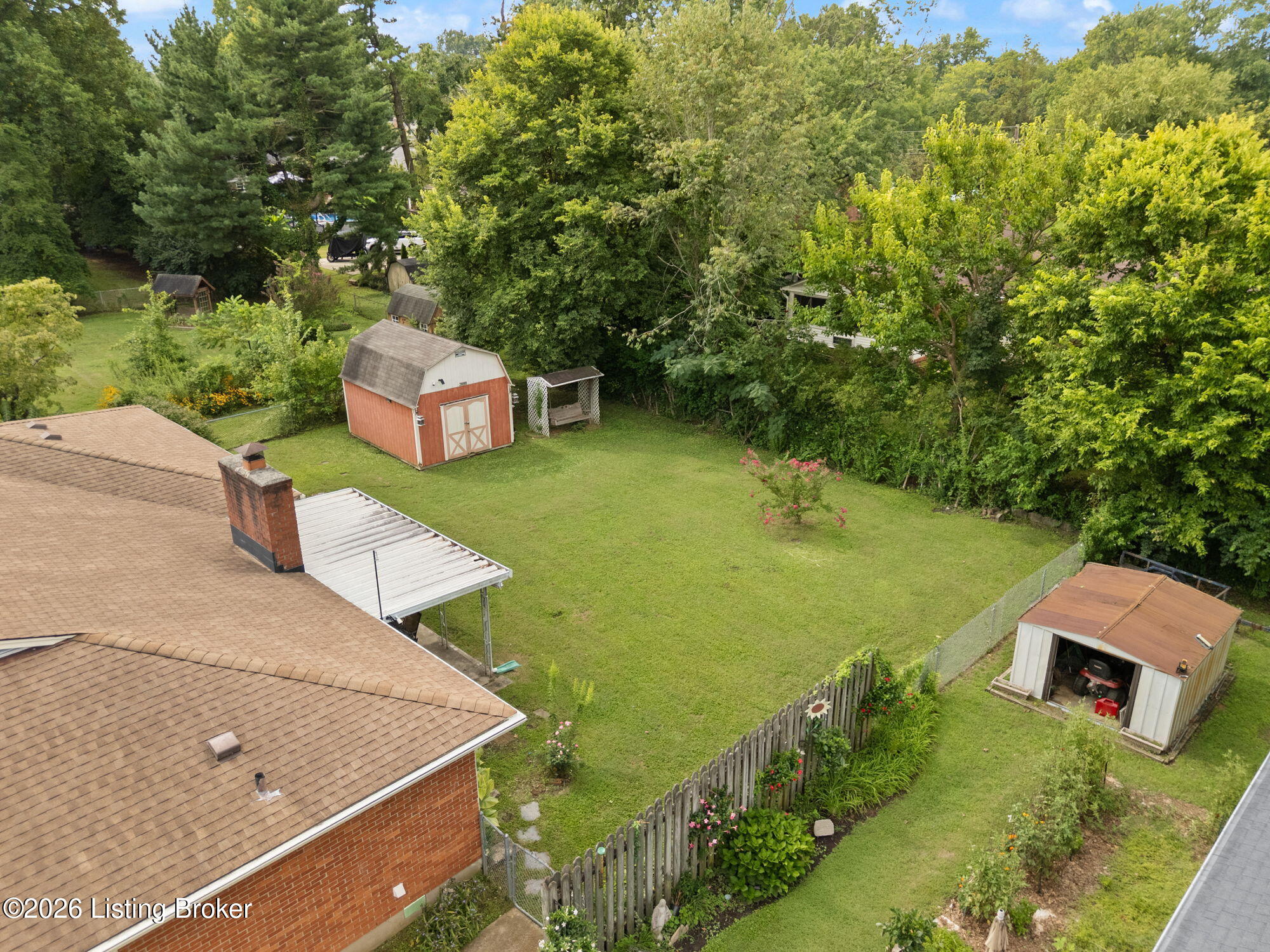 6502 Hollow Tree Rd Property Photo 20