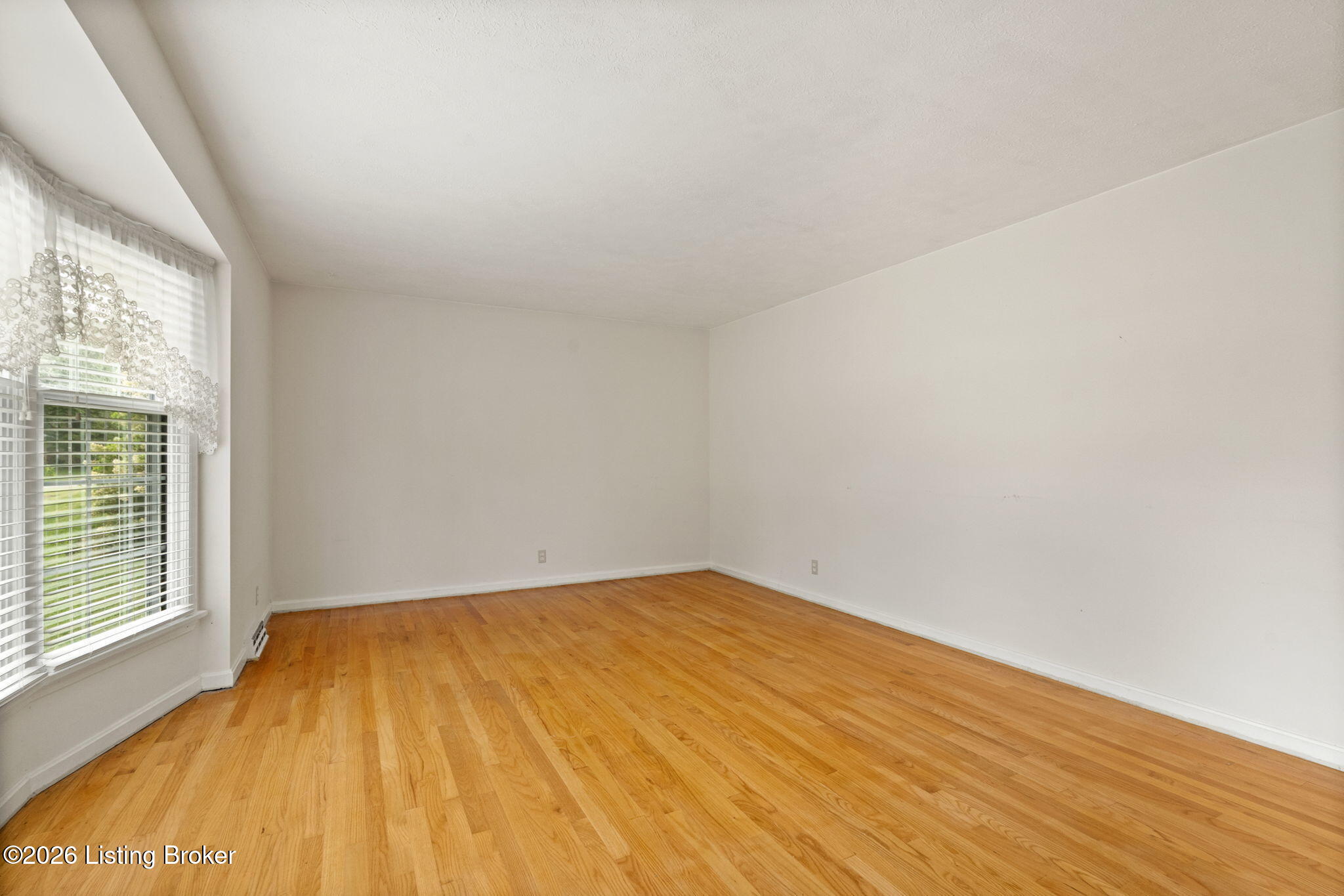 6502 Hollow Tree Rd Property Photo 26