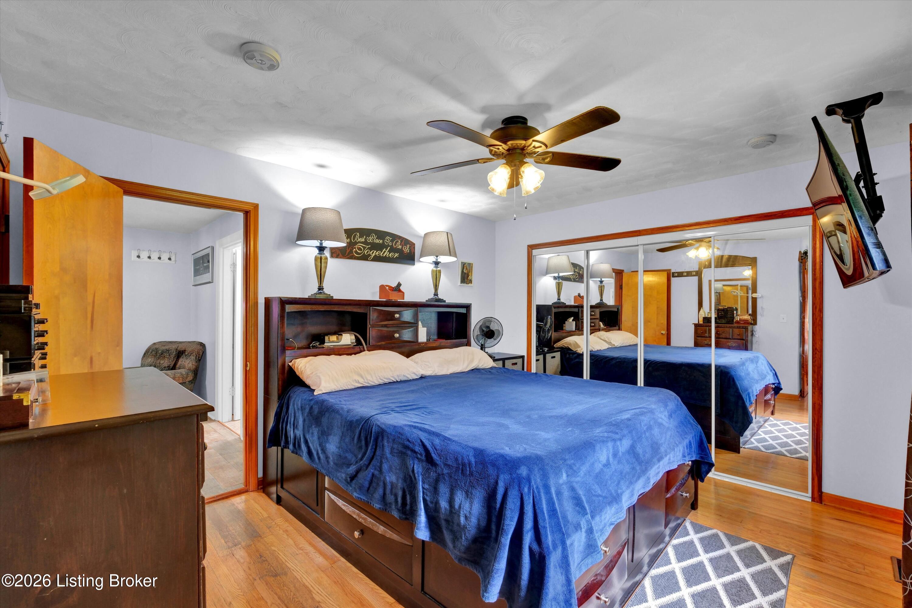 1516 Eskridge Ln Property Photo 17
