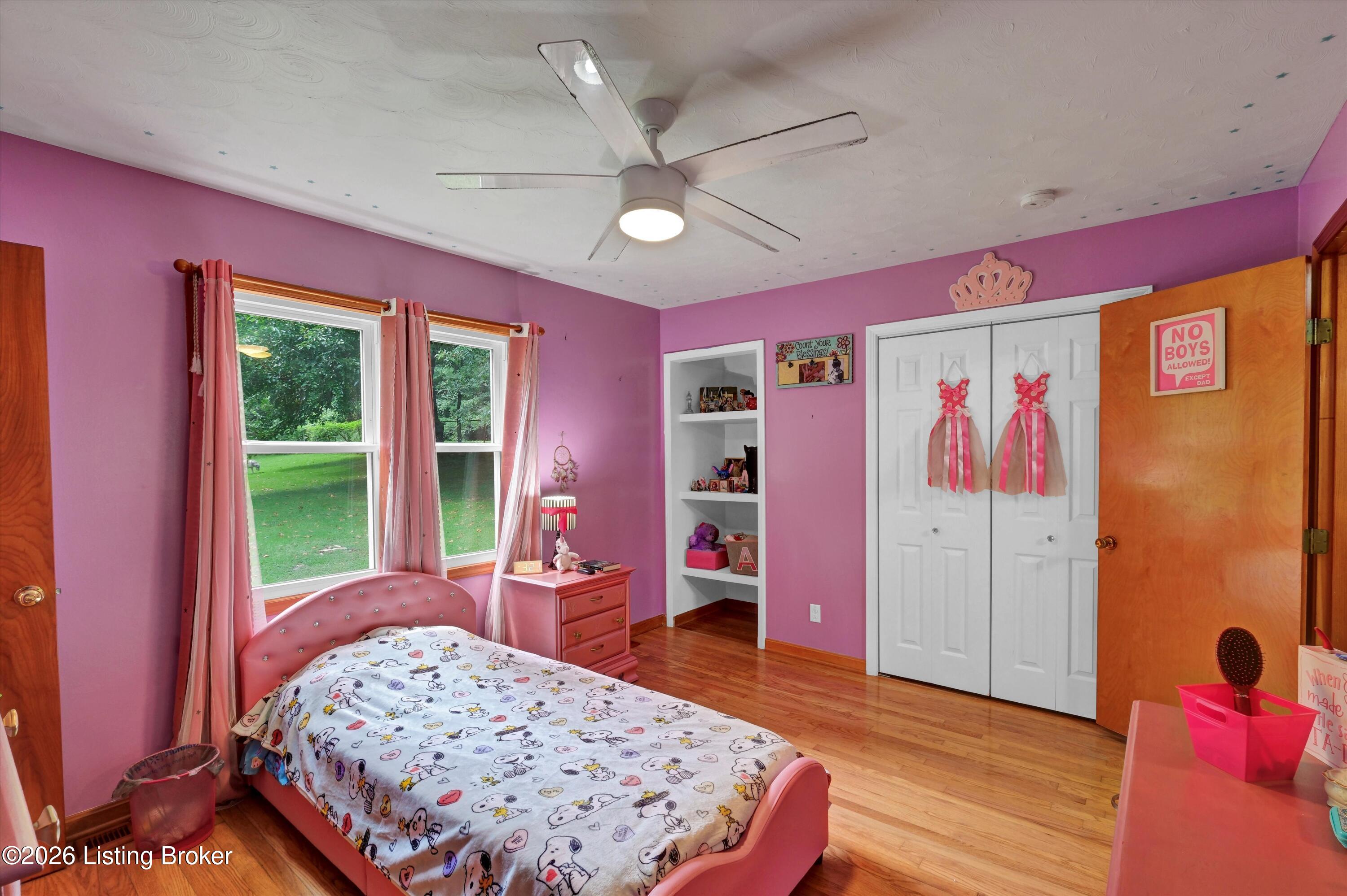 1516 Eskridge Ln Property Photo 23