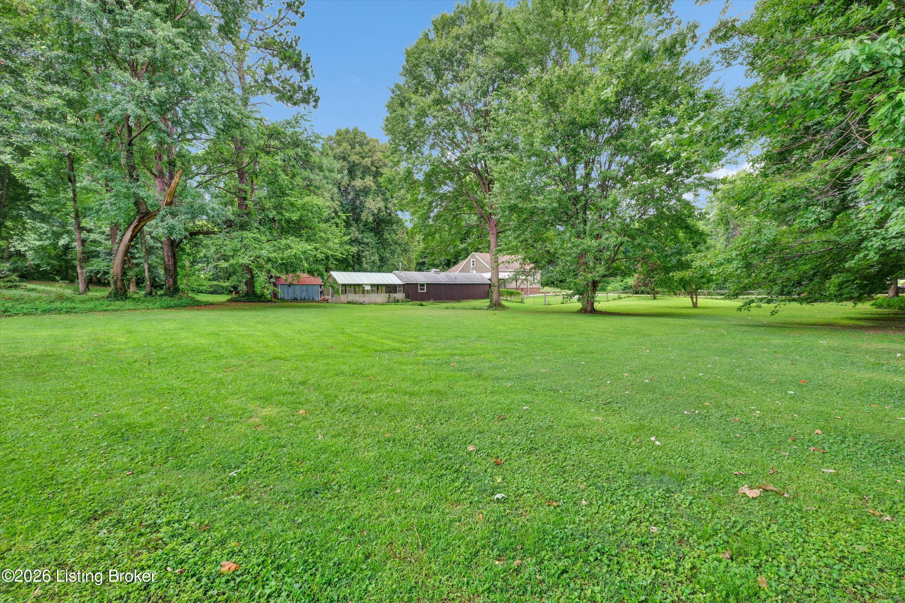 1516 Eskridge Ln Property Photo 43
