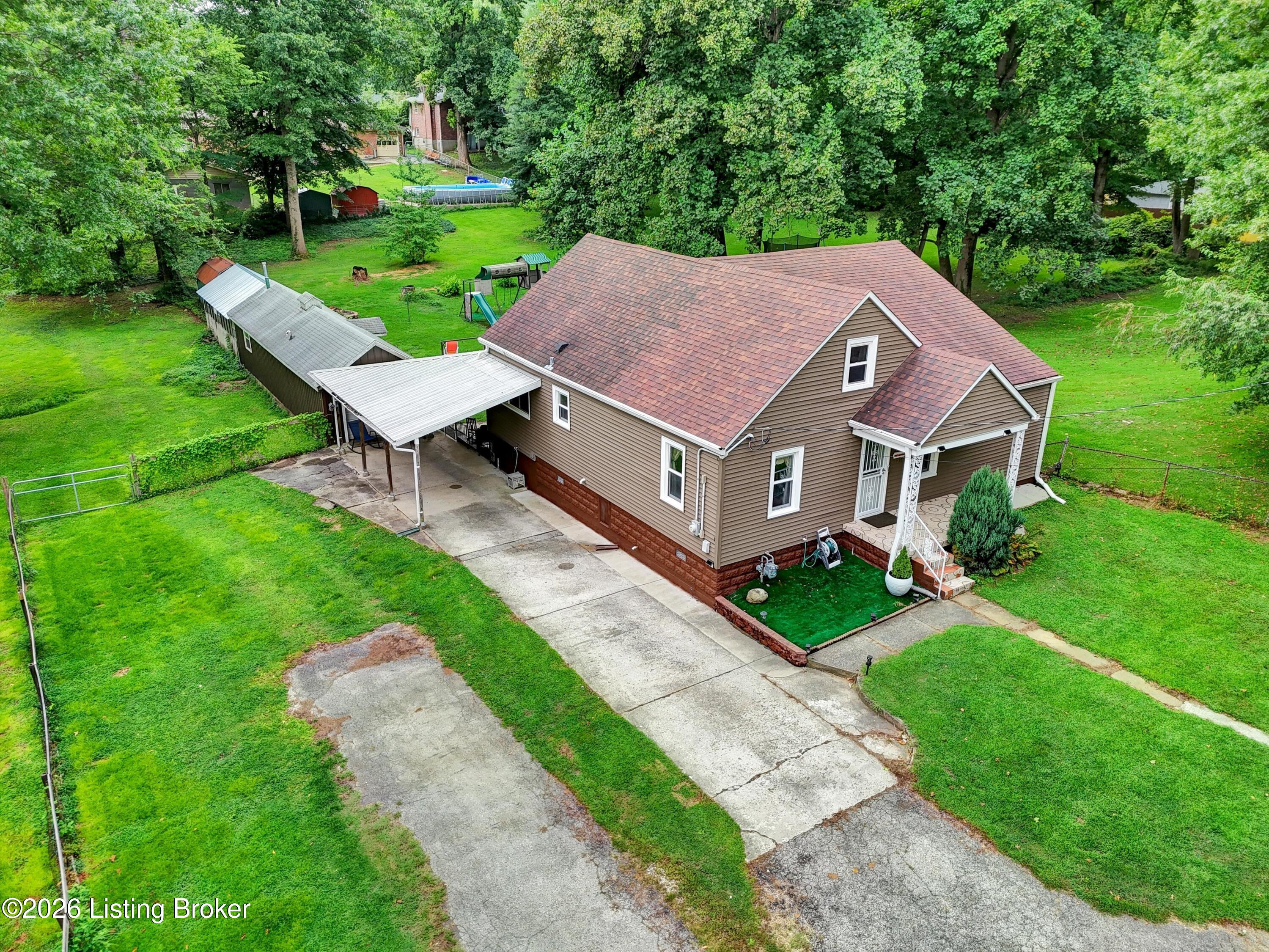 1516 Eskridge Ln Property Photo 44