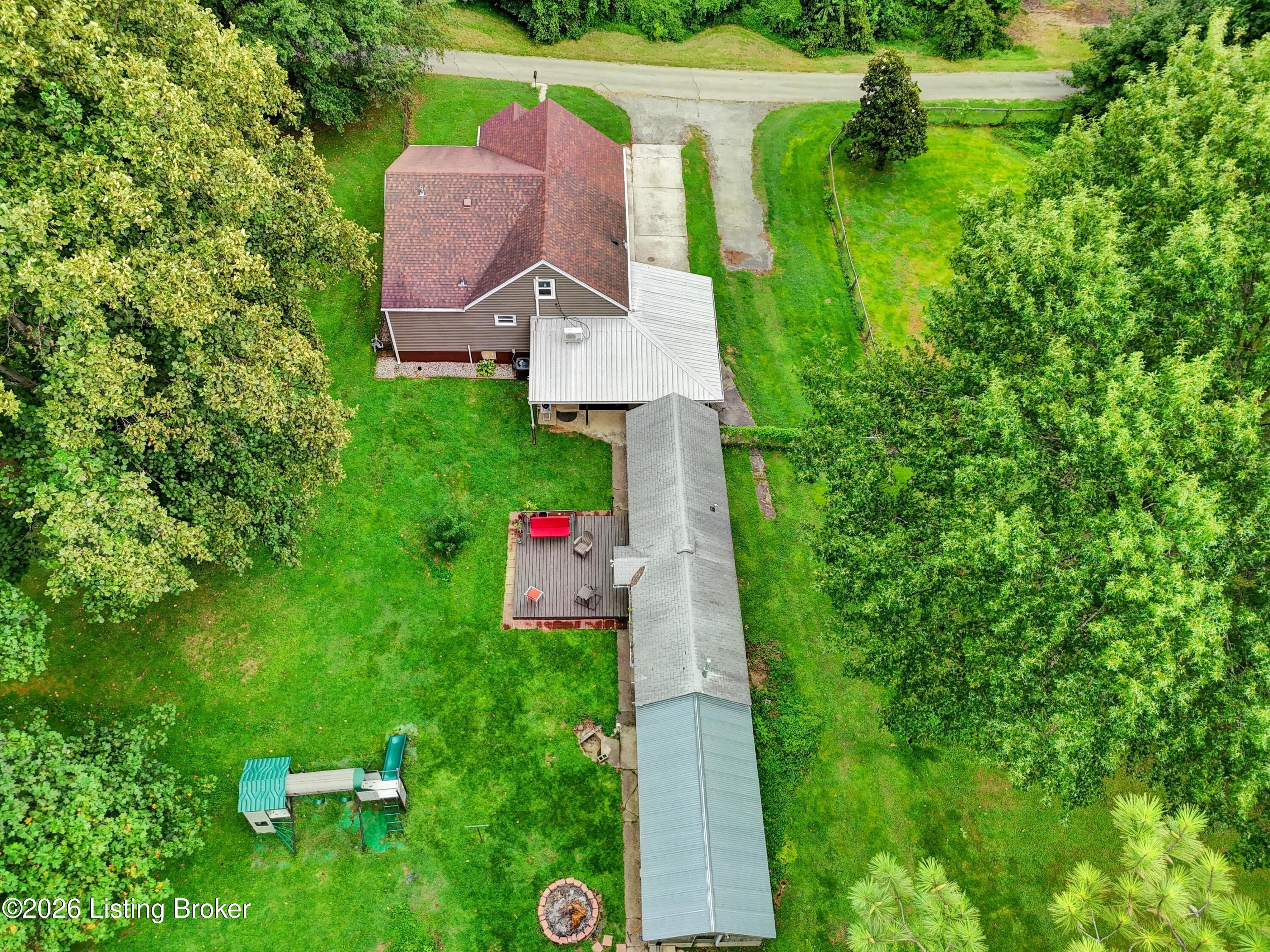 1516 Eskridge Ln Property Photo 46