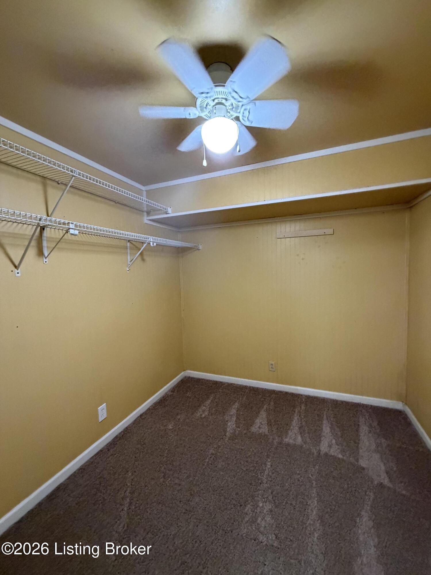 247 Suffolk Dr Property Photo 29