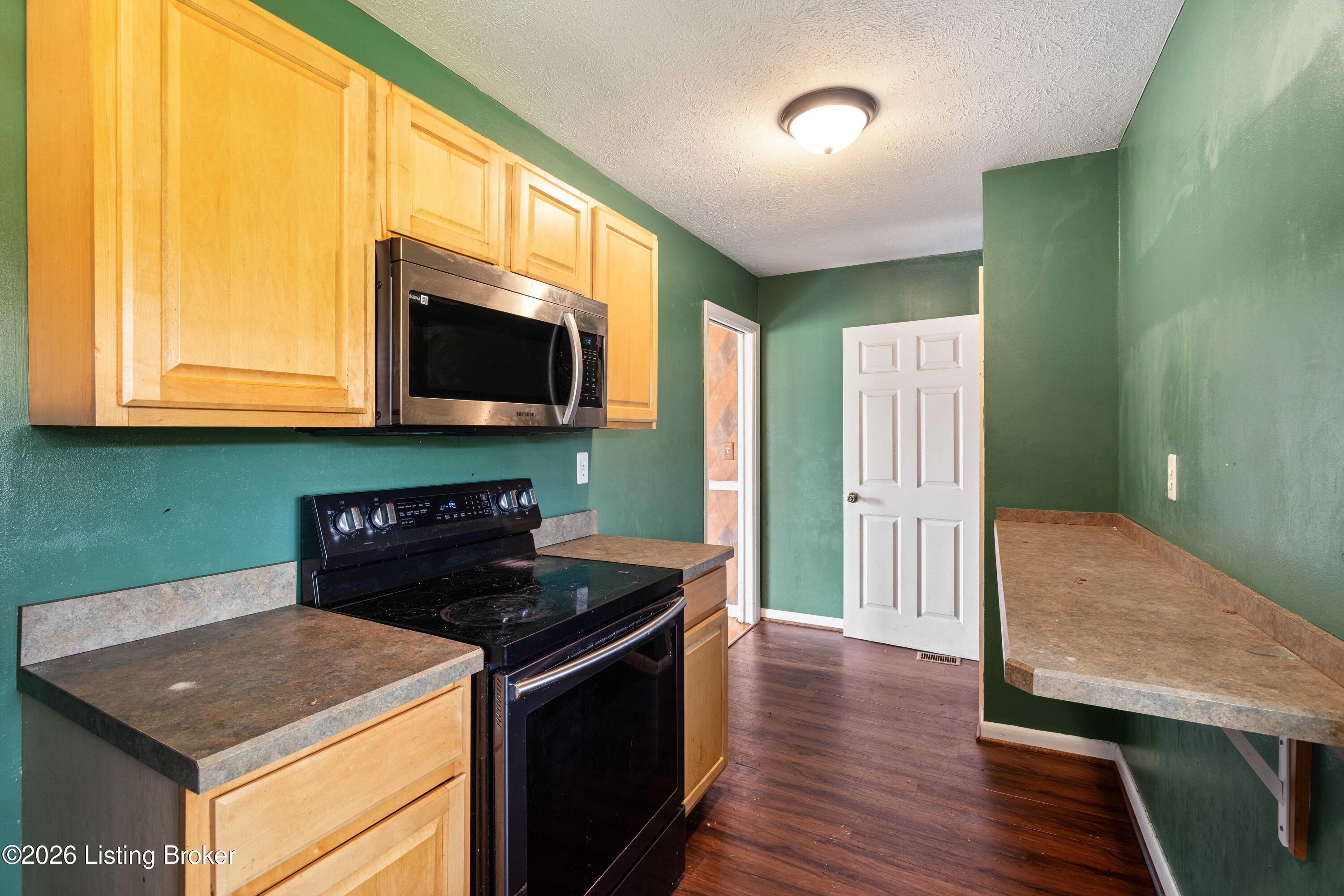6707 Rest Way Property Photo 10