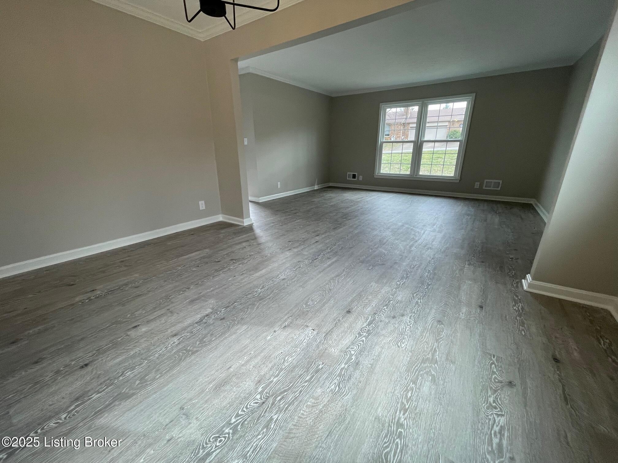 7308 1/2 Bluffington Rd Property Photo 12