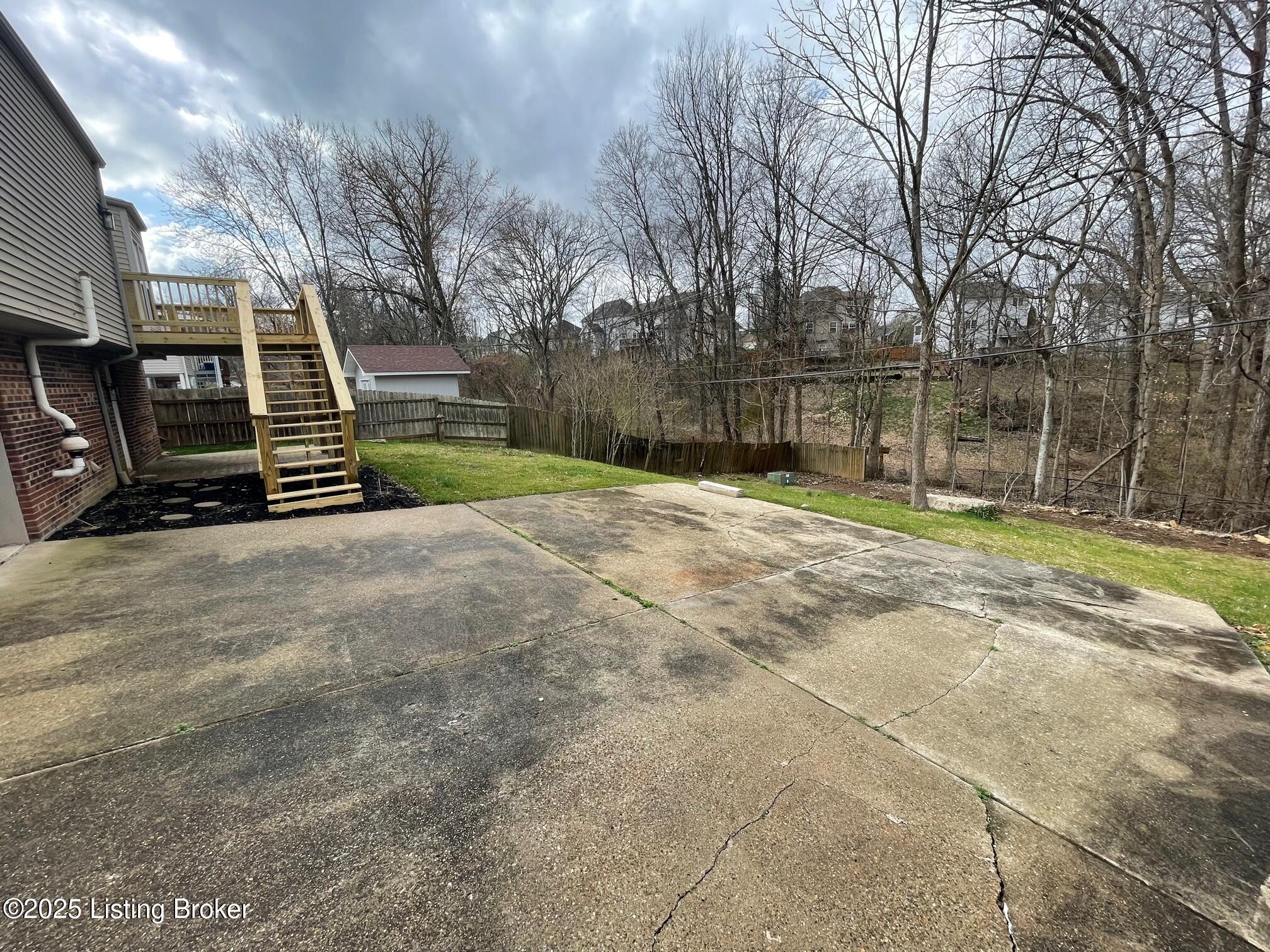 7308 1/2 Bluffington Rd Property Photo 14
