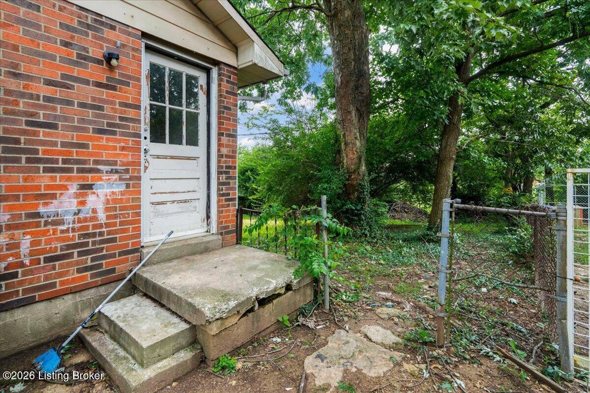 1417 Dale Dr Property Photo 4