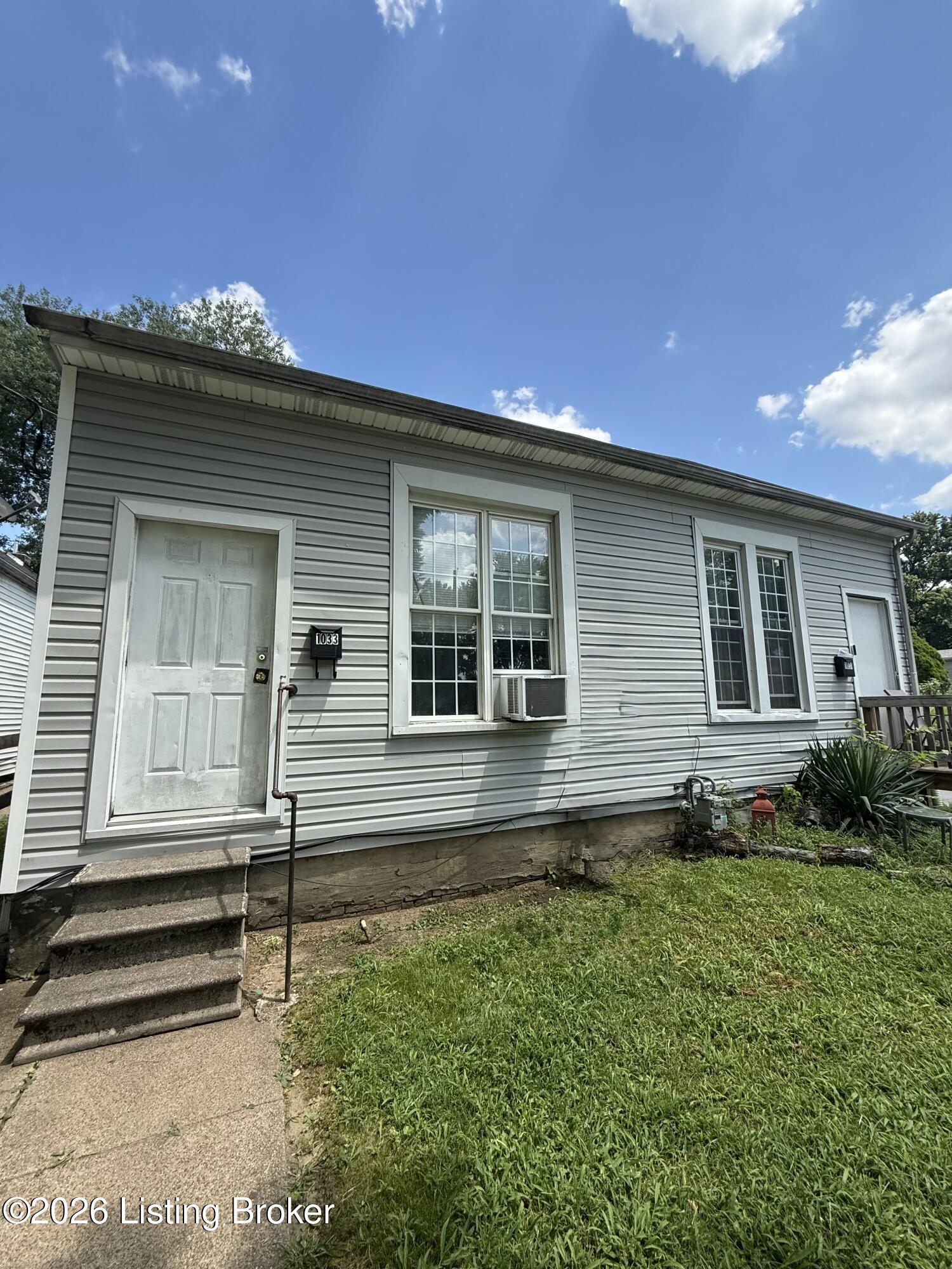 1031-1033 Euclid Ave Property Photo 1