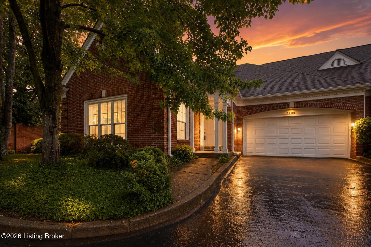 5939 Ashwood Bluff Dr Property Photo 2