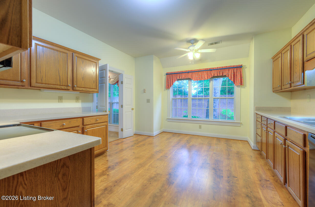 5939 Ashwood Bluff Dr Property Photo 13