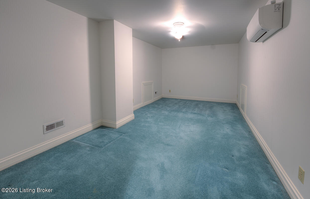 5939 Ashwood Bluff Dr Property Photo 32