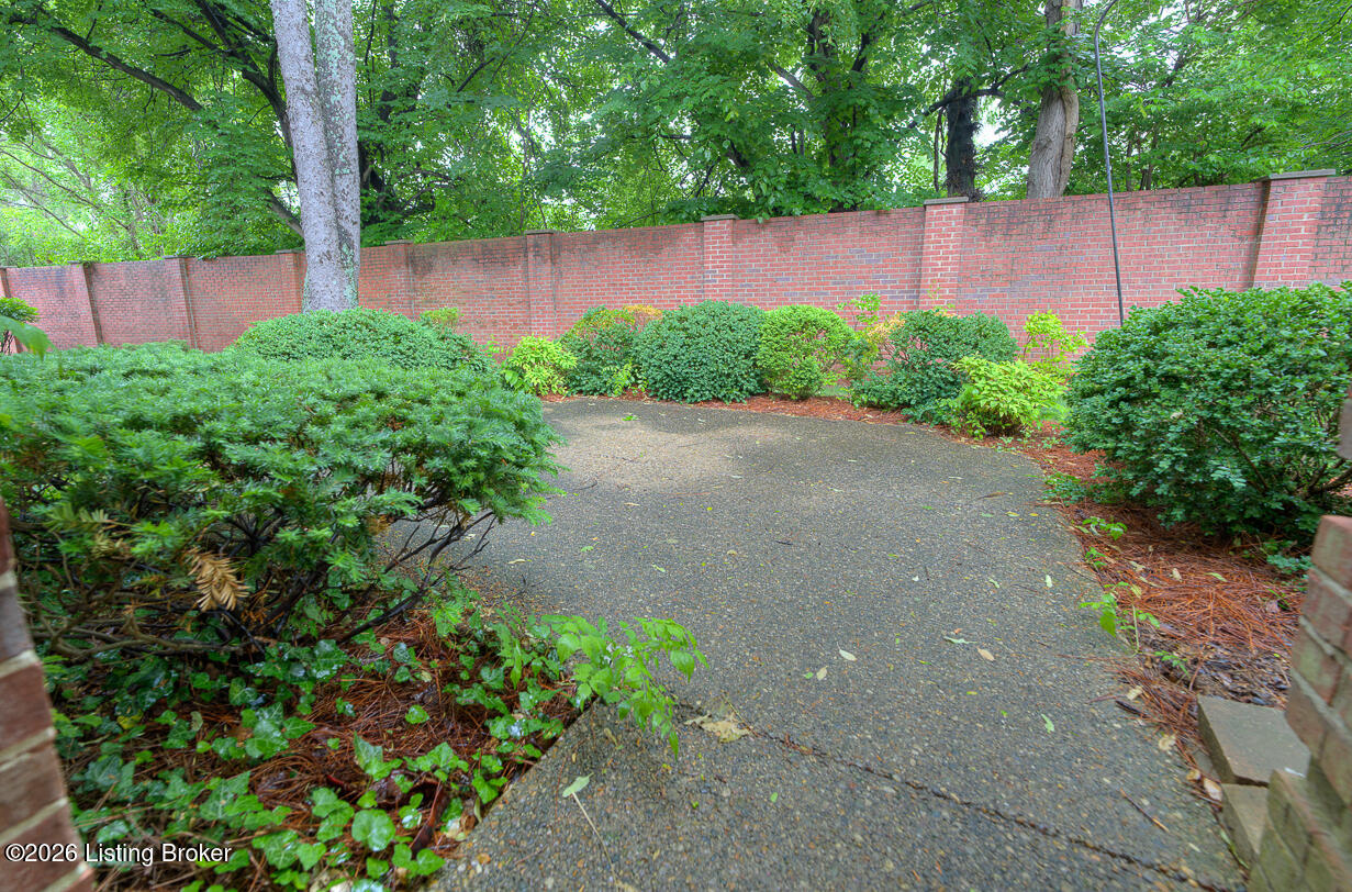 5939 Ashwood Bluff Dr Property Photo 38