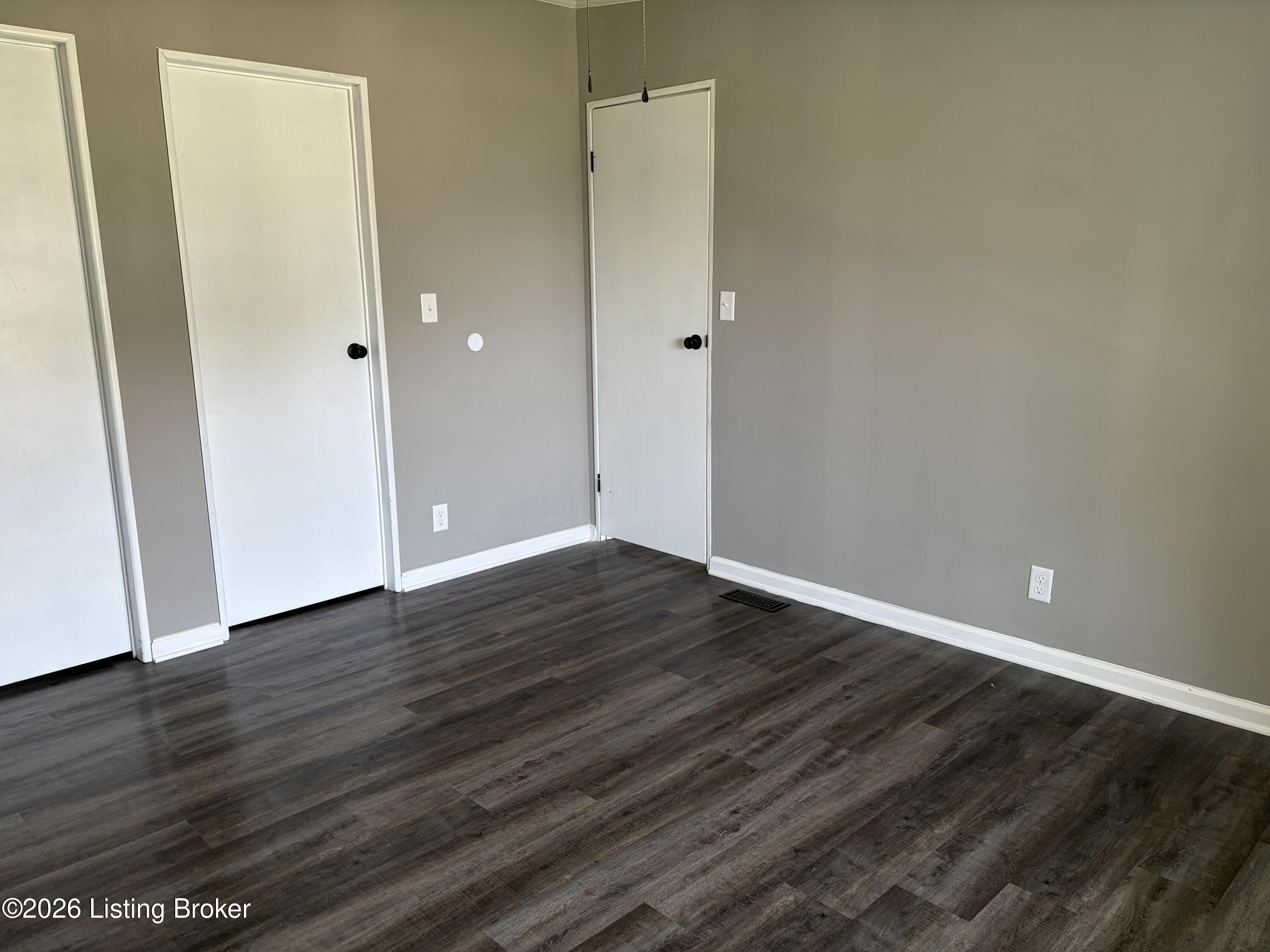 603 8th St Property Photo 10