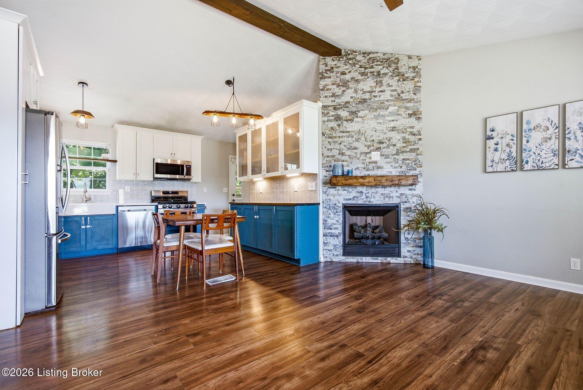3107 Pine Trace Ct Property Photo 8