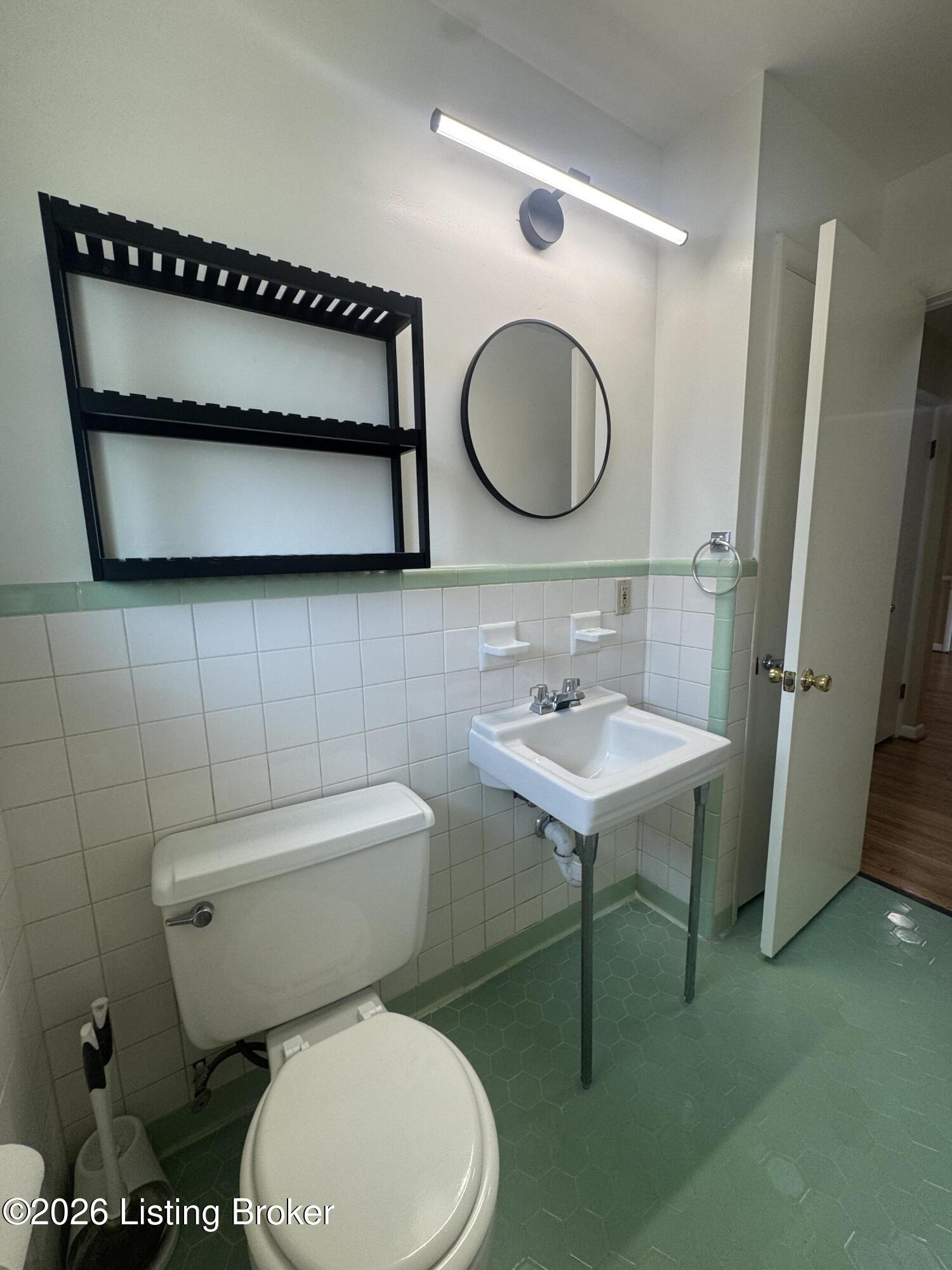 2708 Riedling Dr 3 Property Photo 19