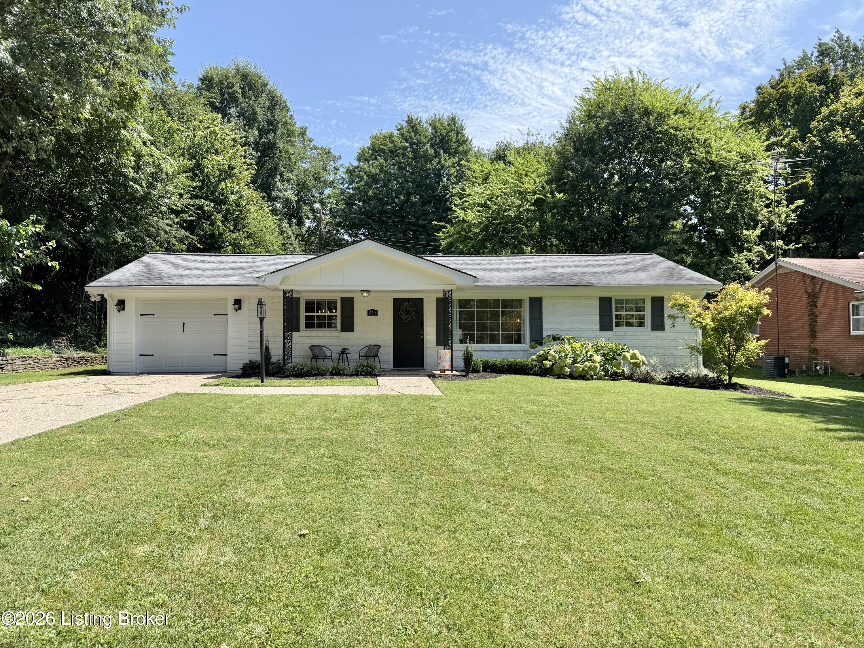 268 Doctors Dr Property Photo 2