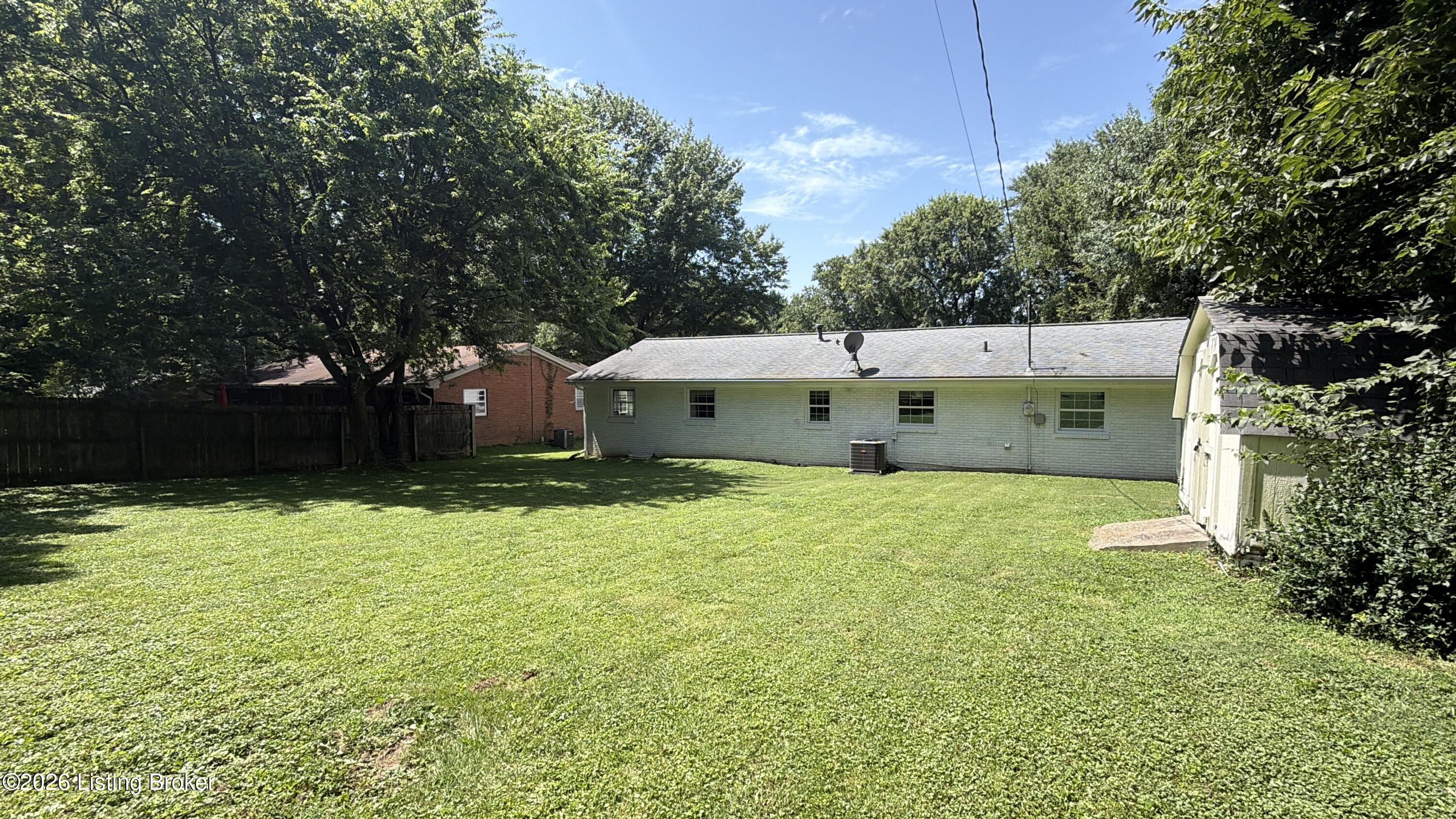 268 Doctors Dr Property Photo 20
