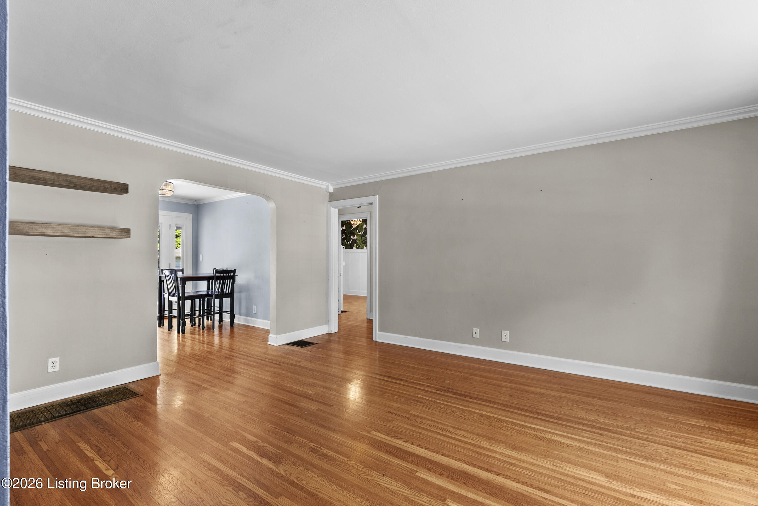 4029 Hycliffe Ave Property Photo 2
