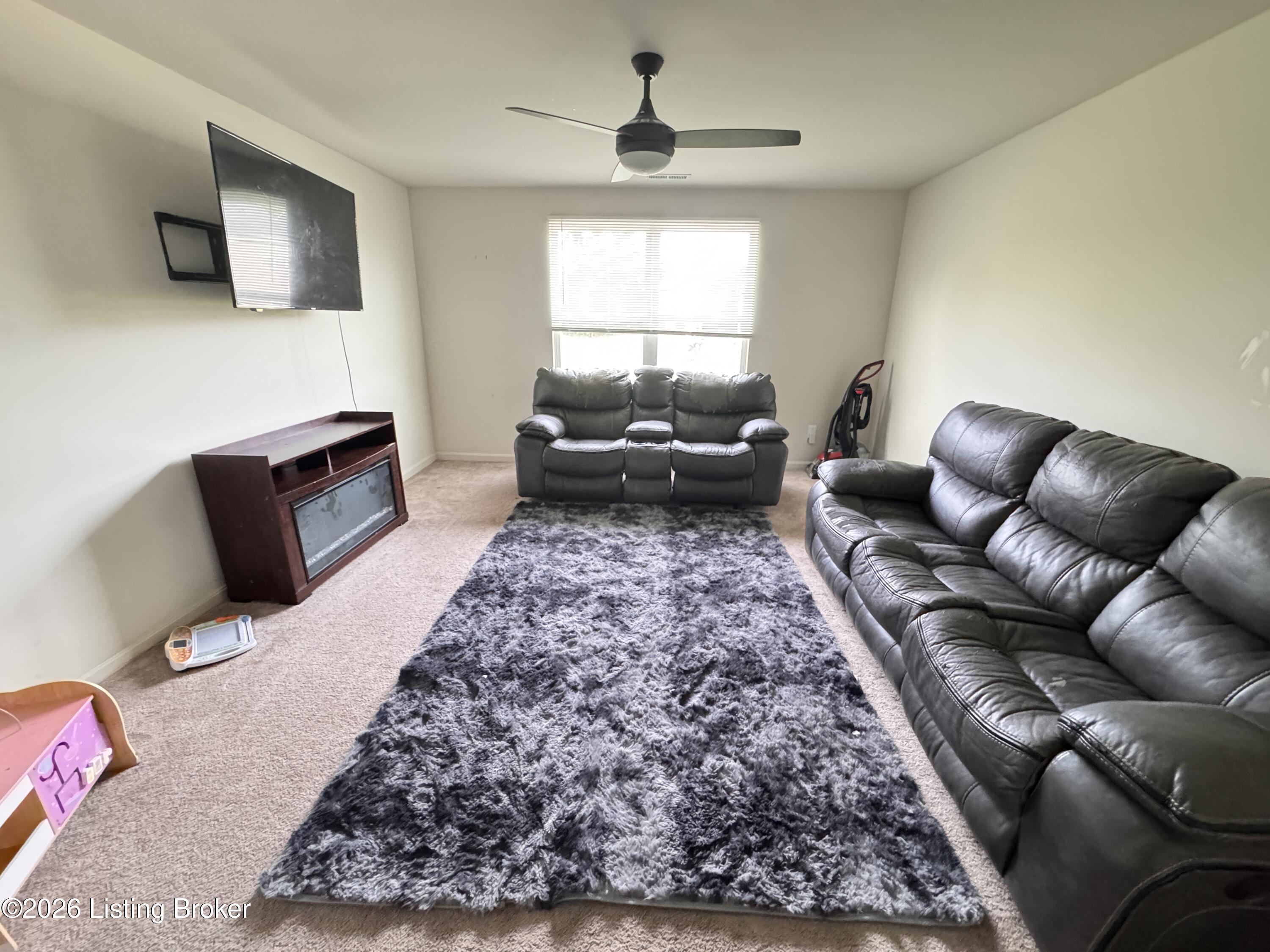 11913 Wooden Trace Dr Property Photo 15