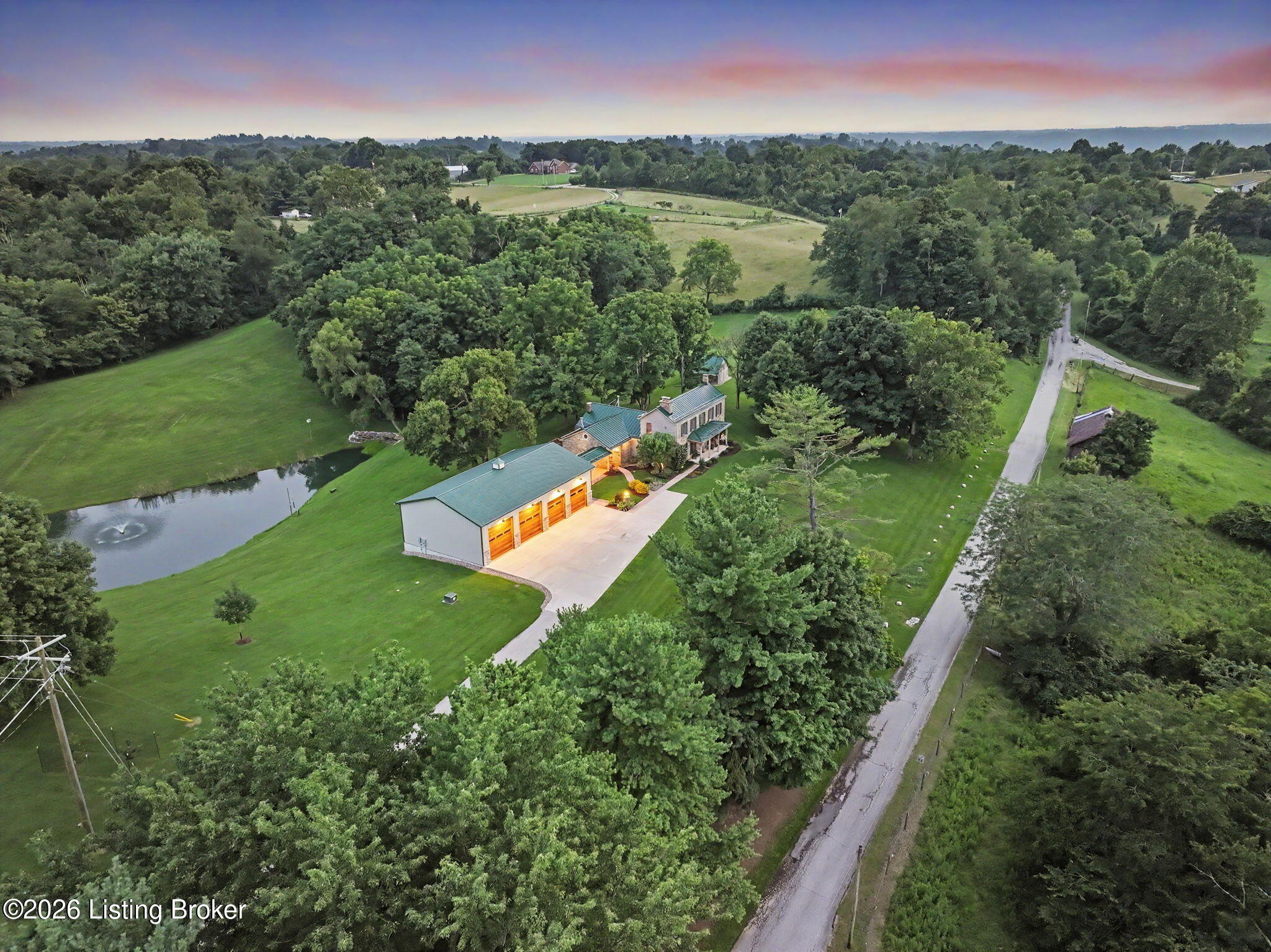 5176 Botts Ln Property Photo 4